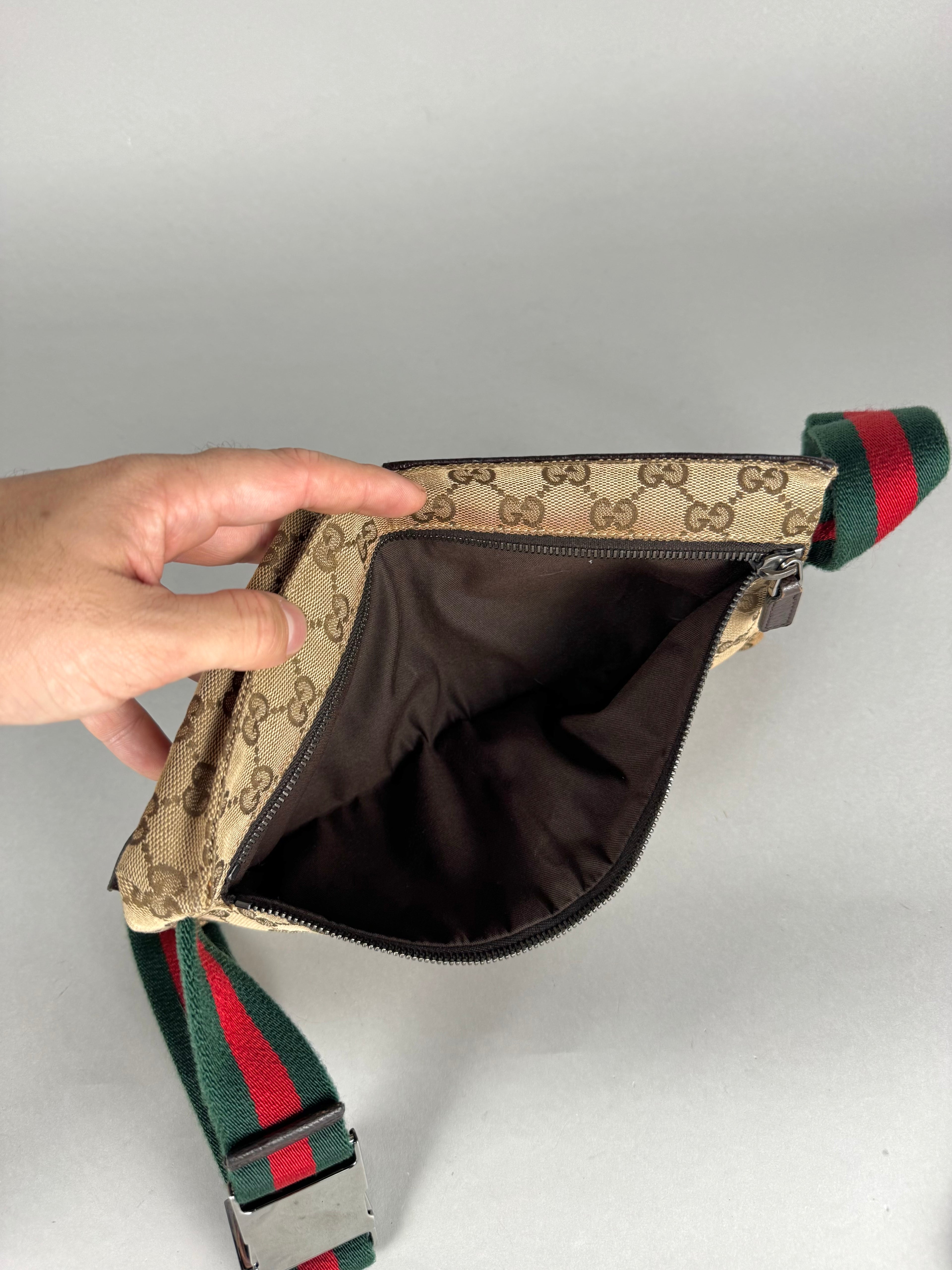 Gucci Monogram Double Pocket Belt