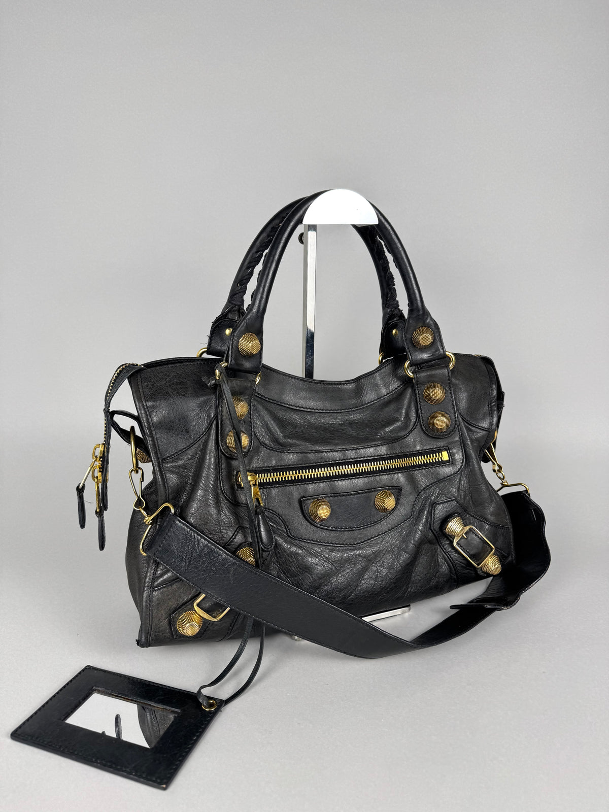 Balenciaga Agneau 21 Gold Hardware City Black Leather