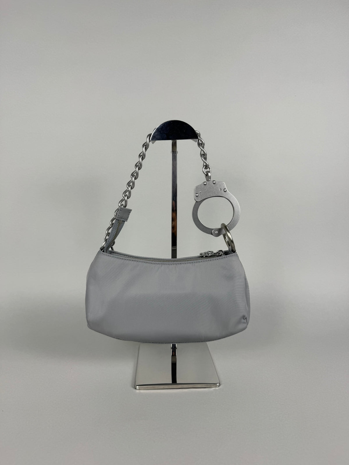 Cuffz by Linz X Marc Jacobs Heaven Pochette