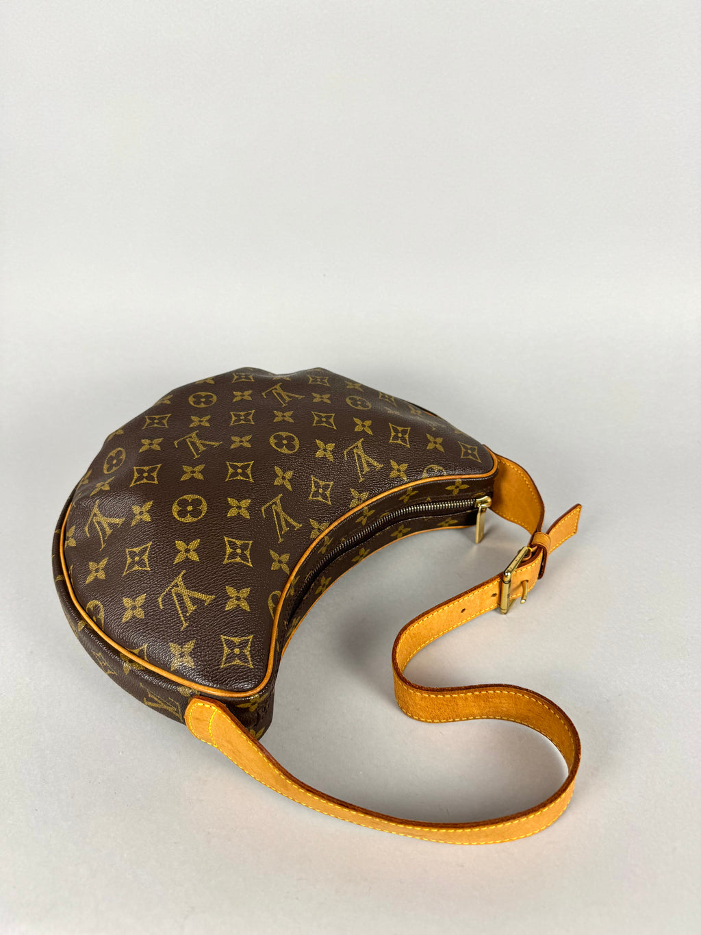Louis Vuitton Monogram Croissant MM