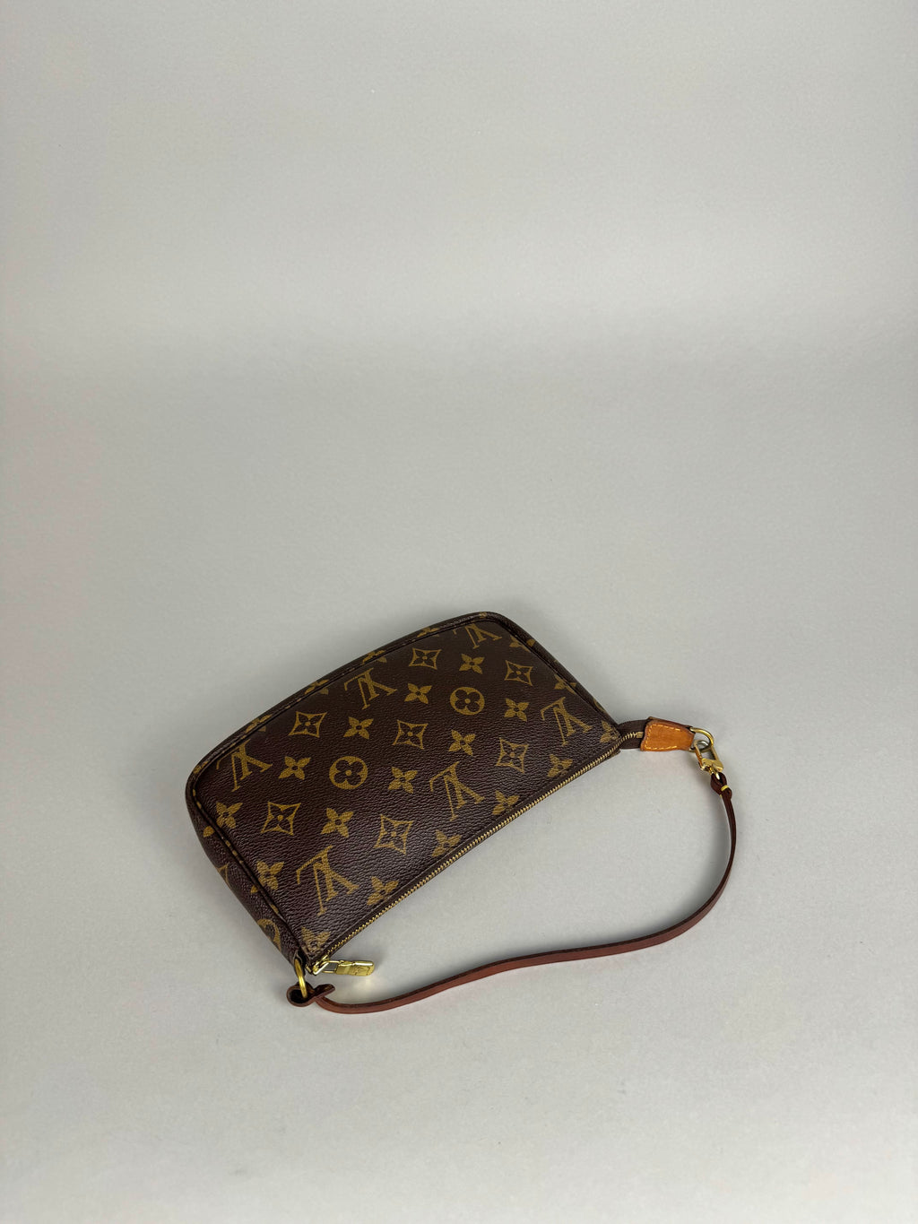 Louis Vuitton Monogram Pochette