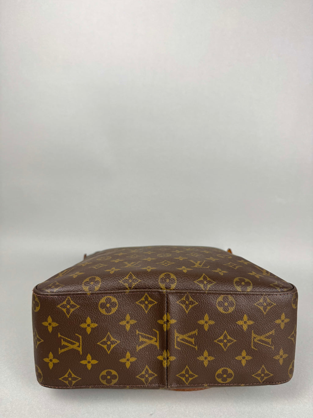 Louis Vuitton Monogram Looping GM