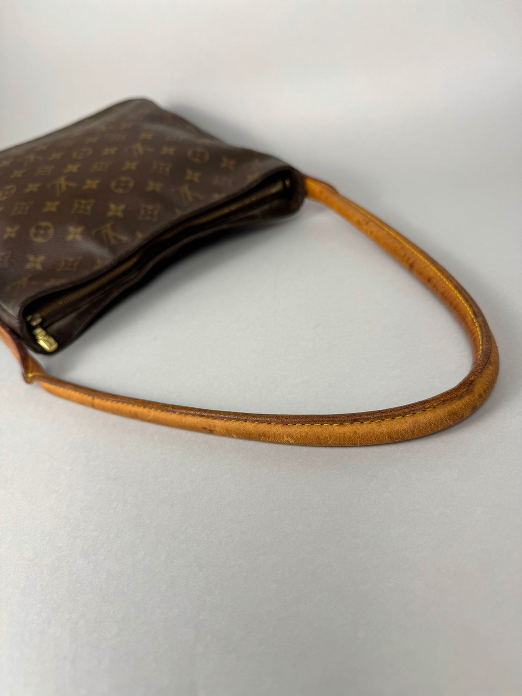 Louis Vuitton Monogram Looping GM