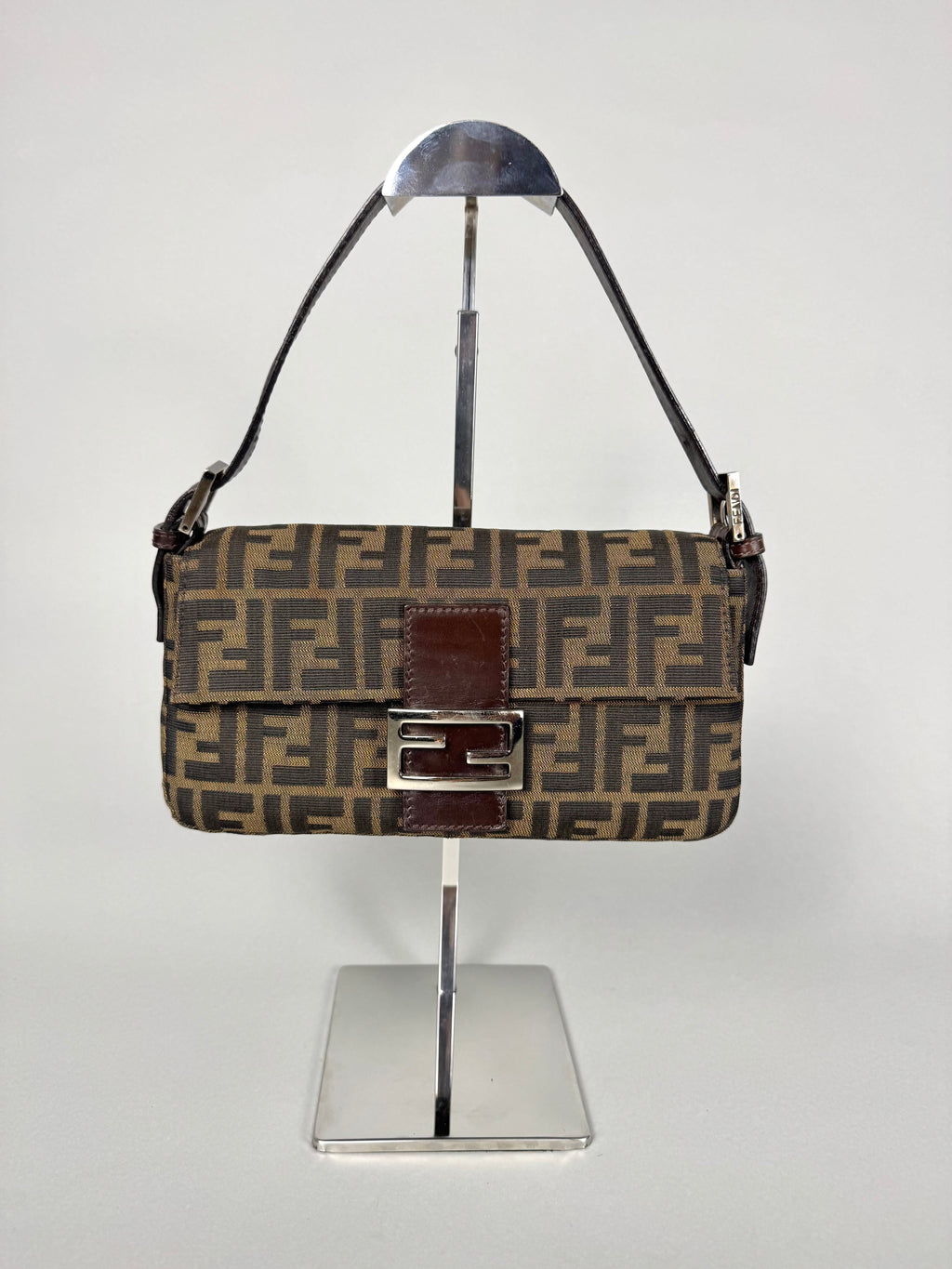 Fendi Baguette Monogram Zucca
