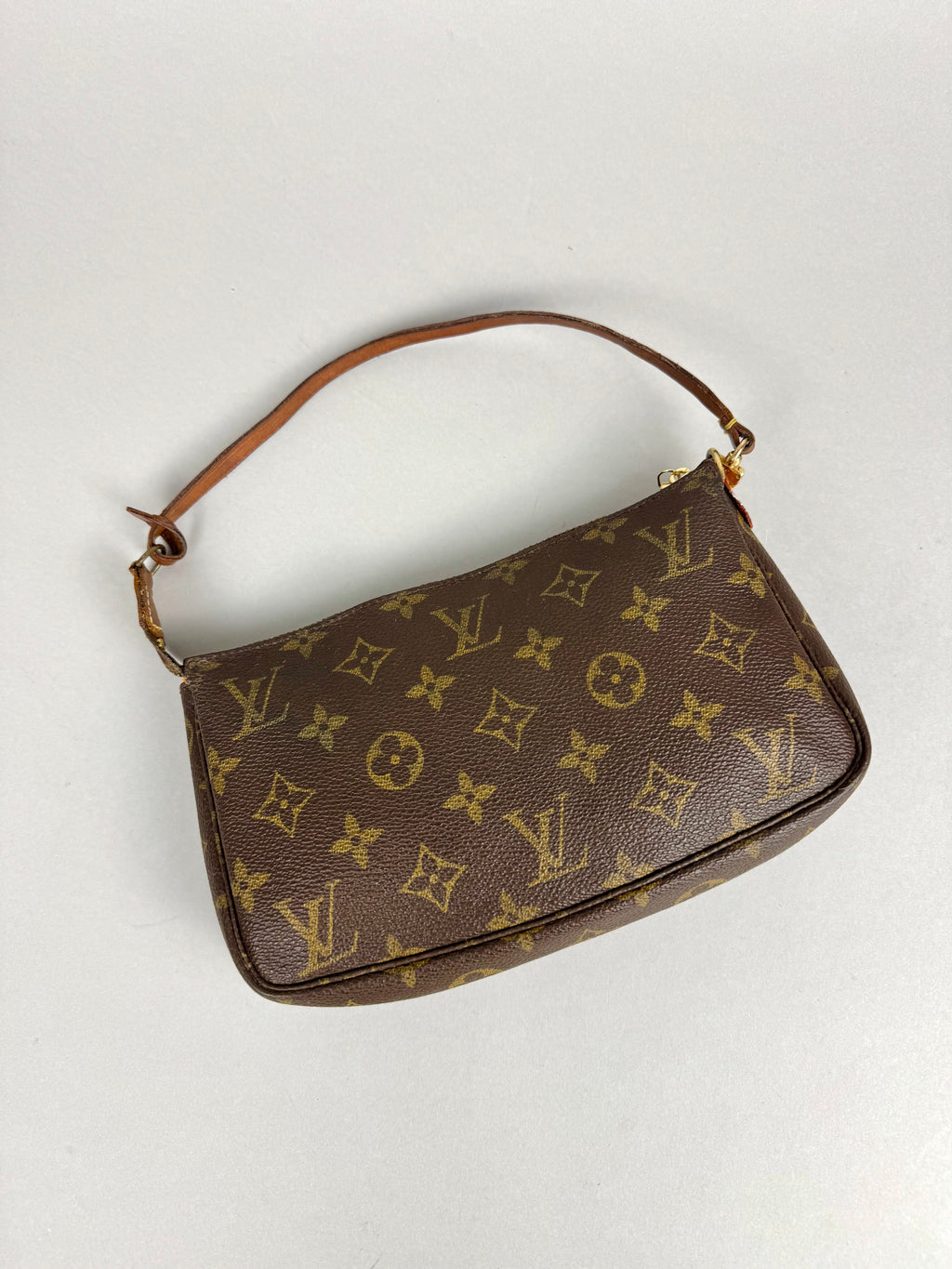 Louis Vuitton Monogram Pochette