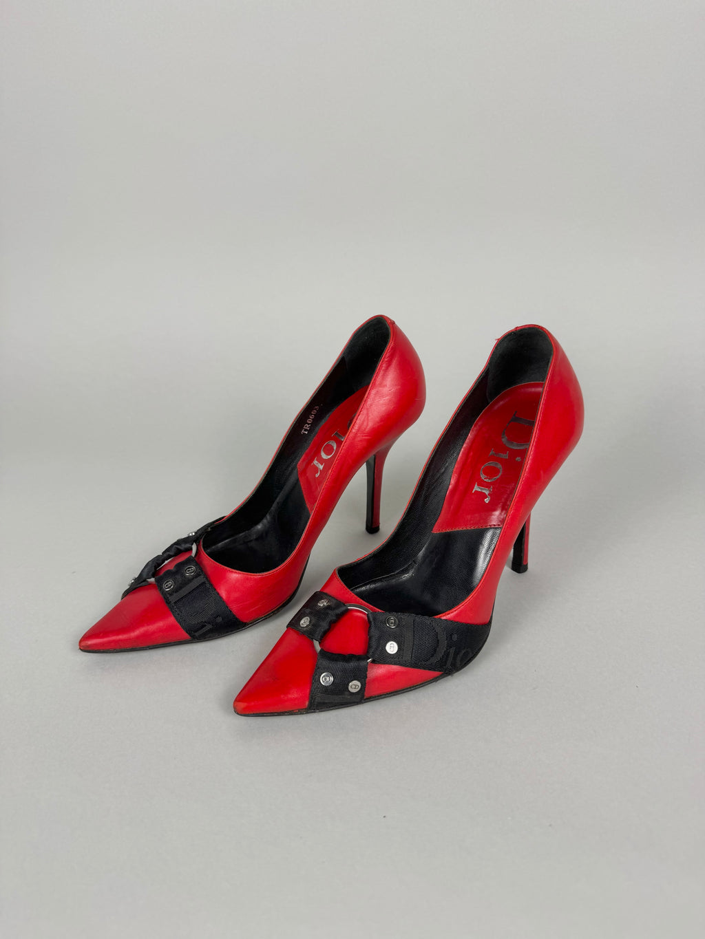 Christian Dior Bondage Red Scarpin 2004