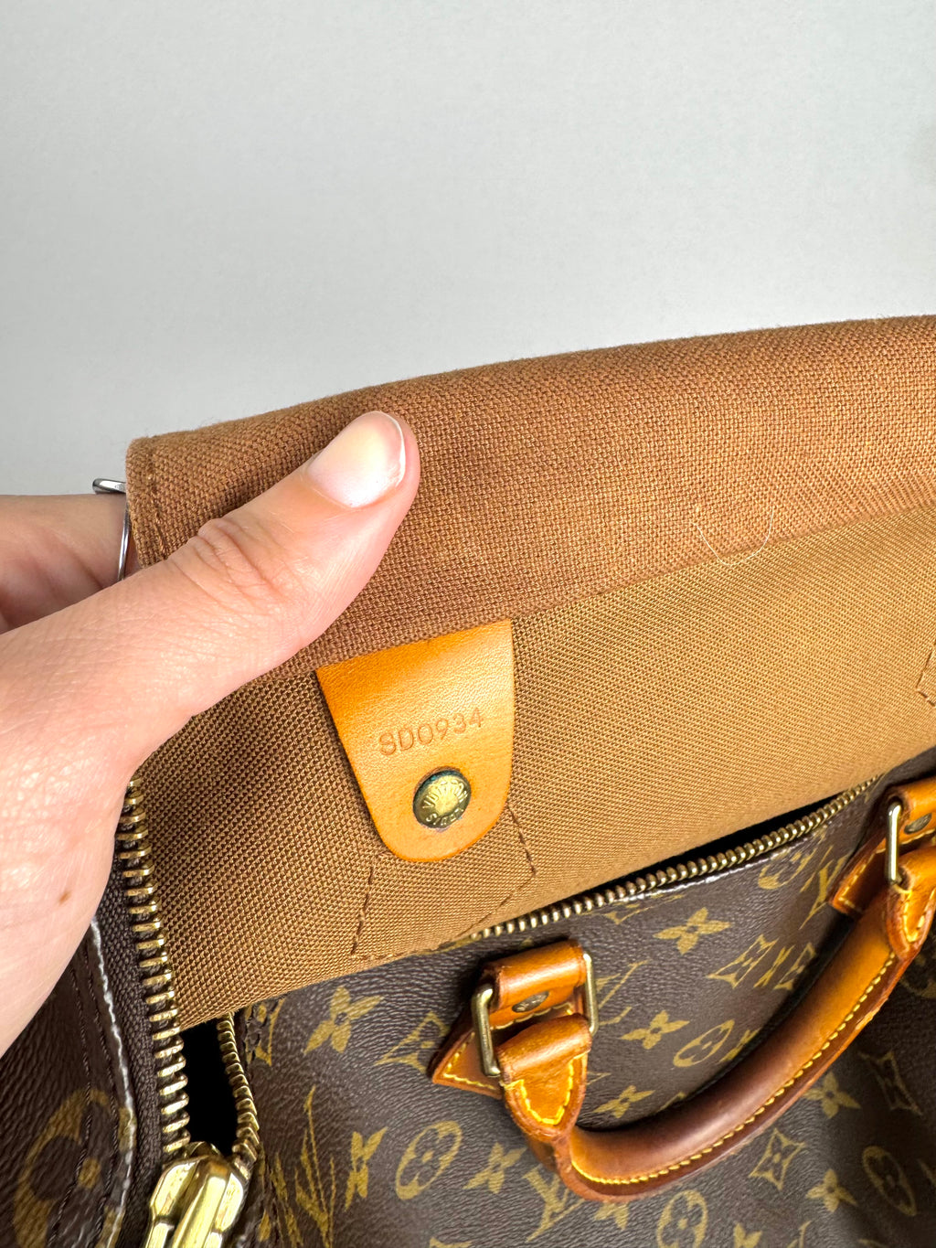 Louis Vuitton Speedy 35 Monogram