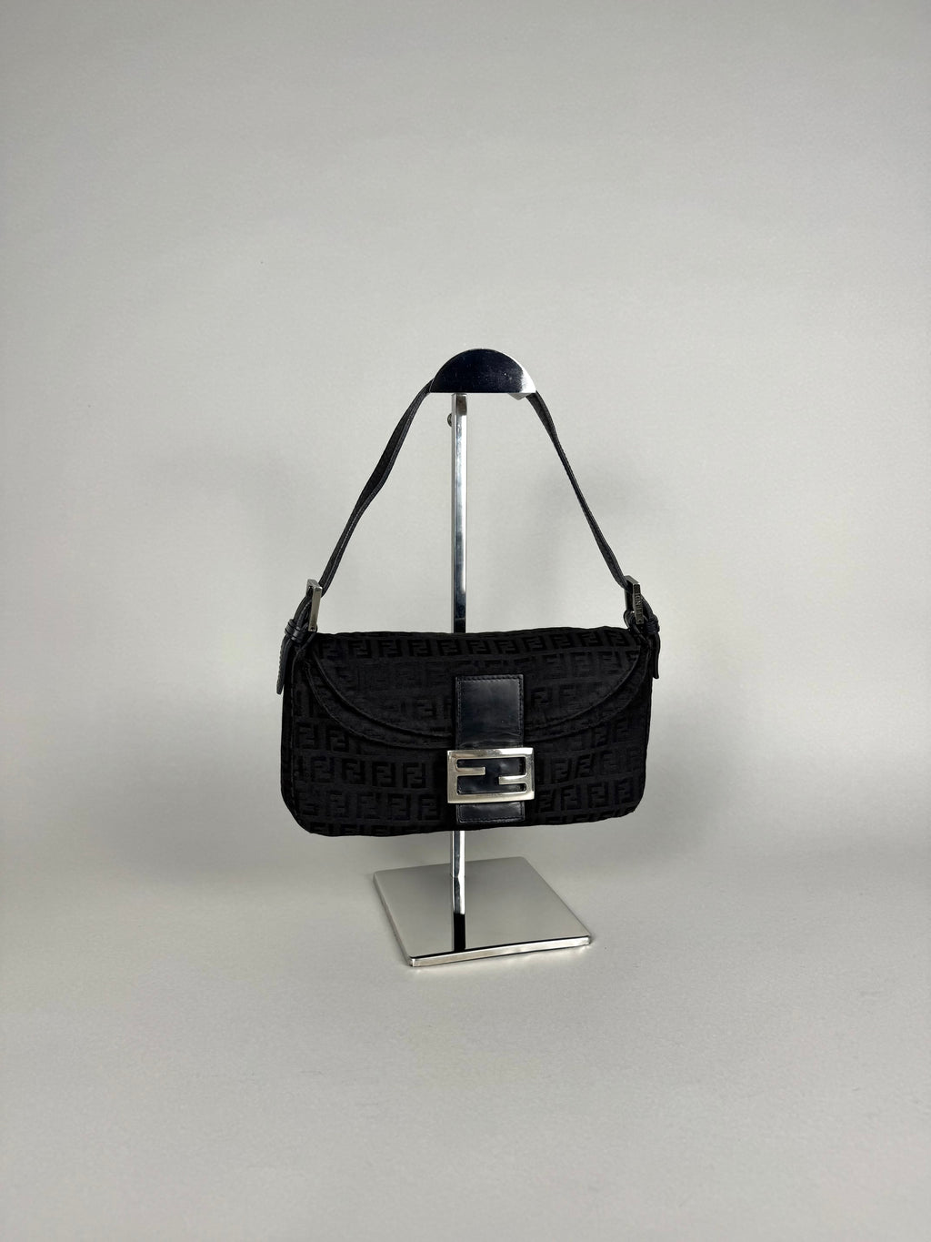 Fendi Baguette Monogram Black