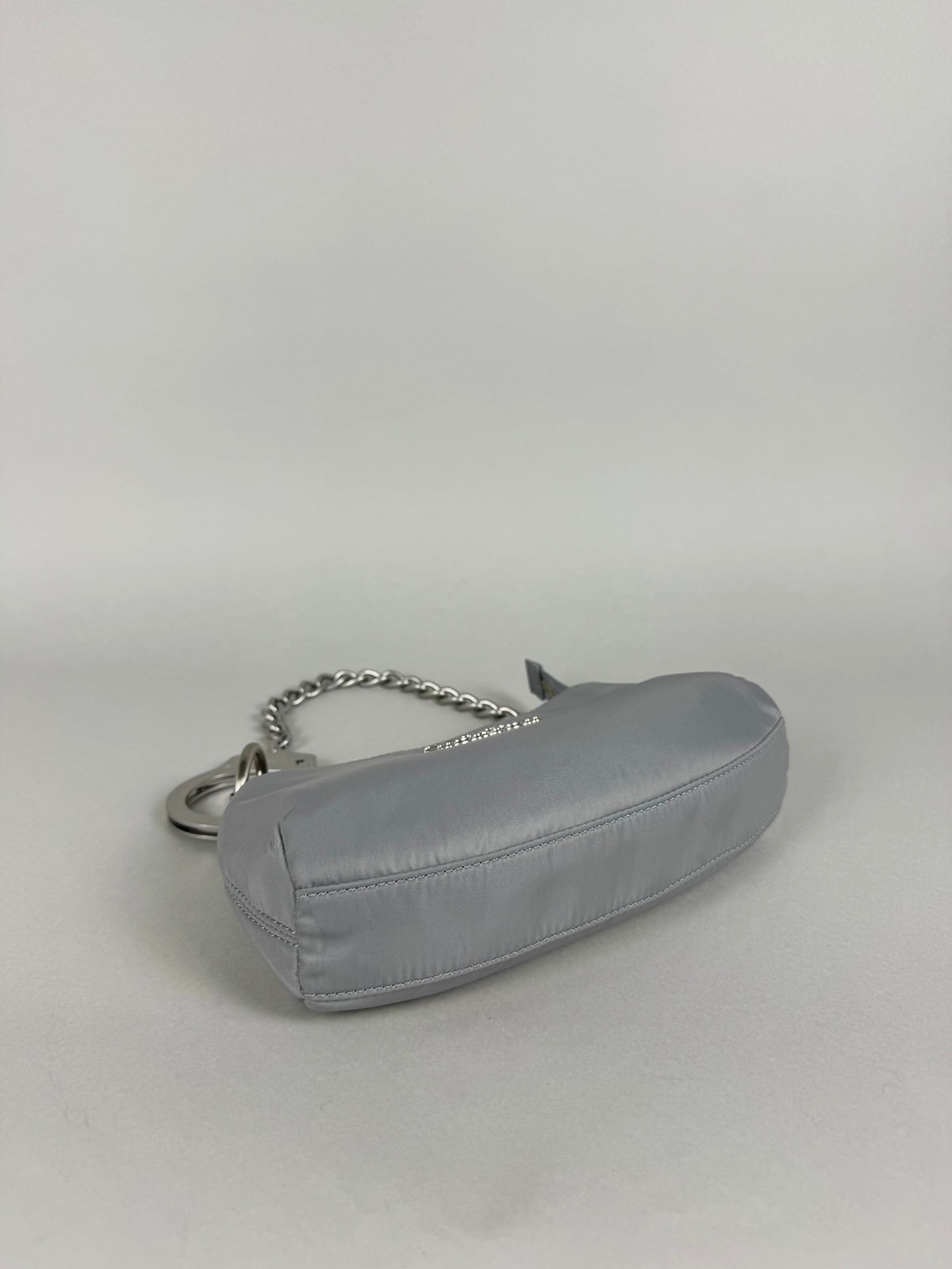 Cuffz by Linz X Marc Jacobs Heaven Pochette