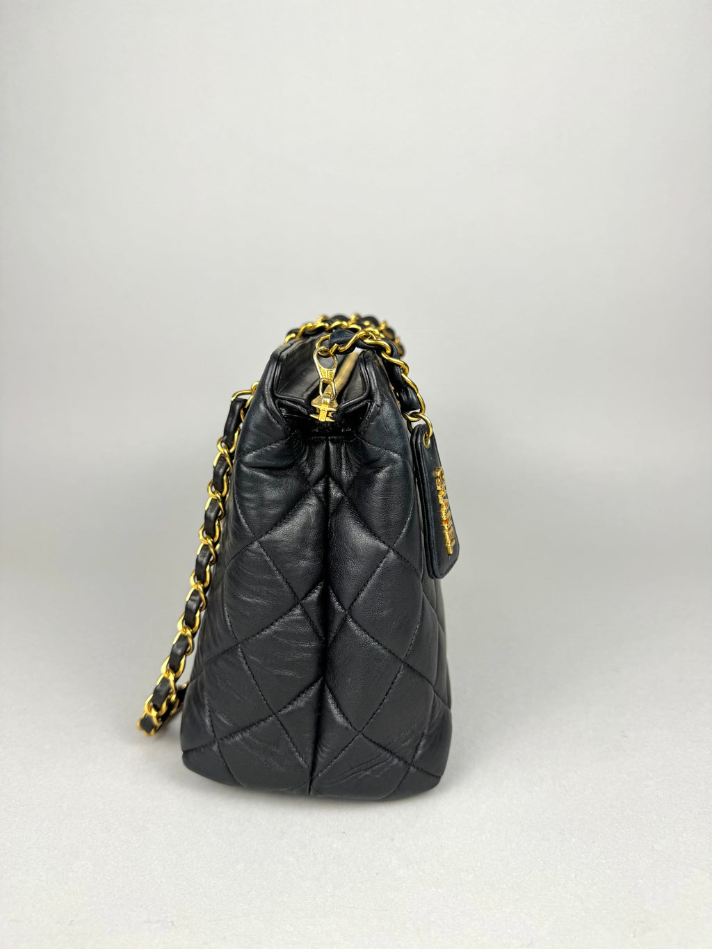Chanel Matelasse Chain Lambskin Black Leather No. 4 Shoulder