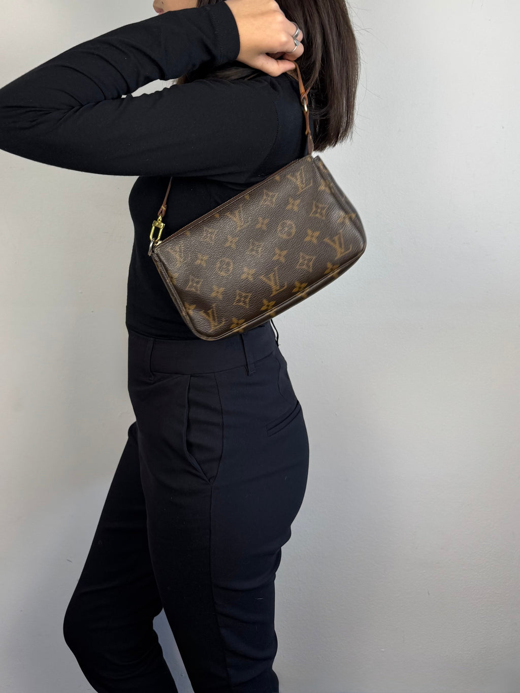 Louis Vuitton Monogram Pochette