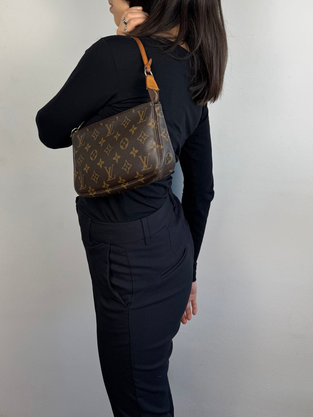 Louis Vuitton Monogram Pochette