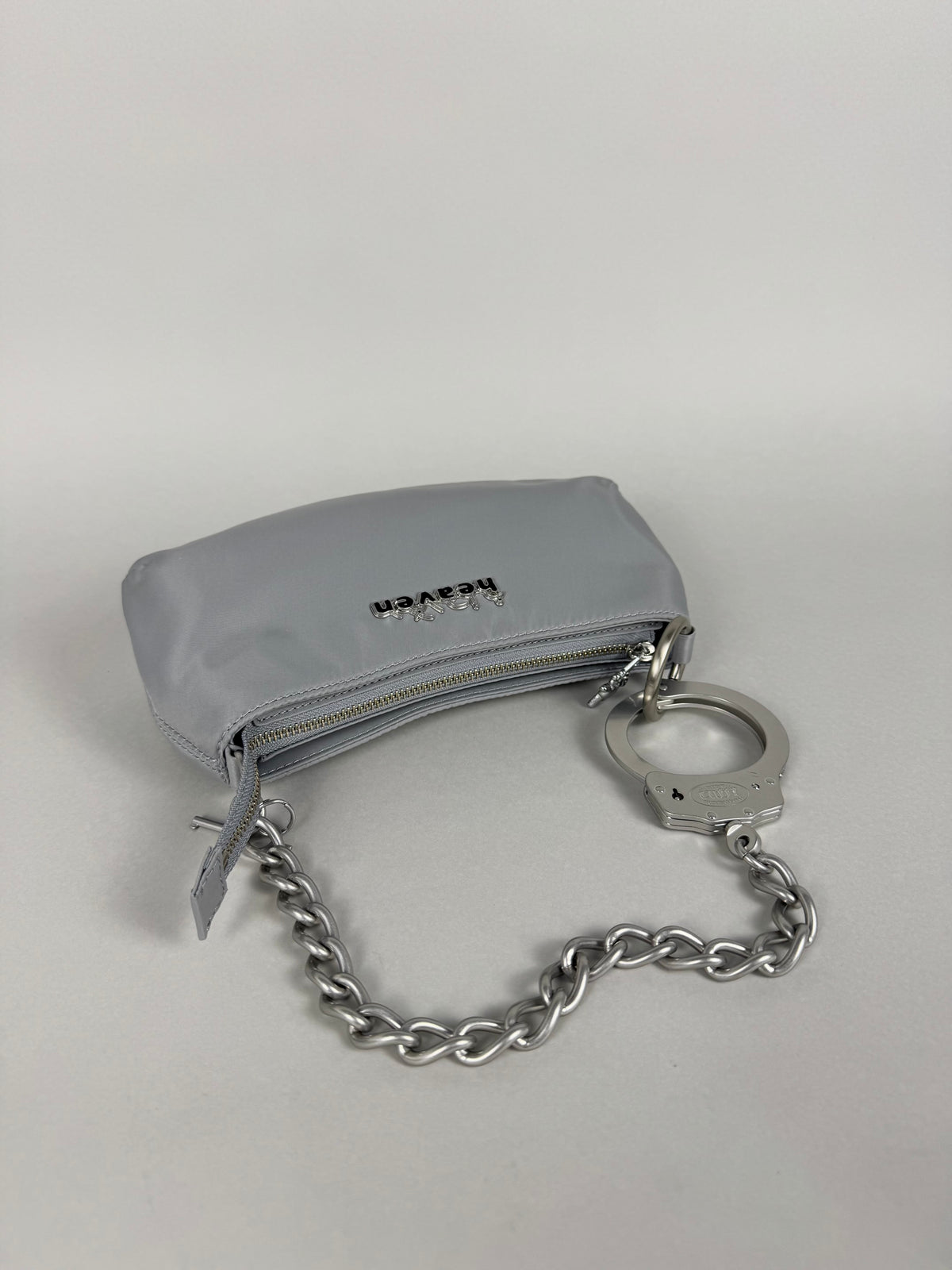 Cuffz by Linz X Marc Jacobs Heaven Pochette