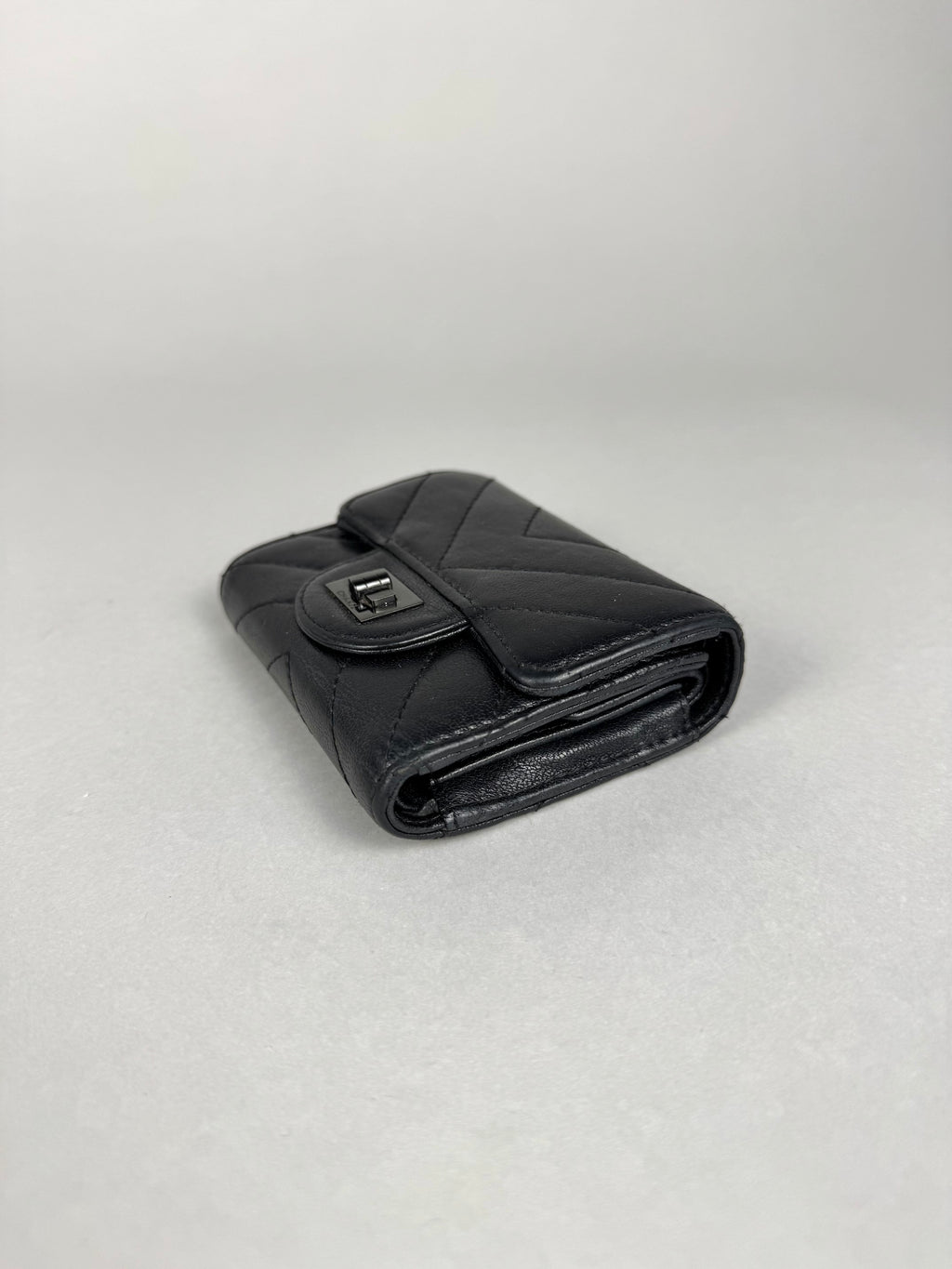 Chanel Wallet Chevron Quilted Aged Calfskin Leather