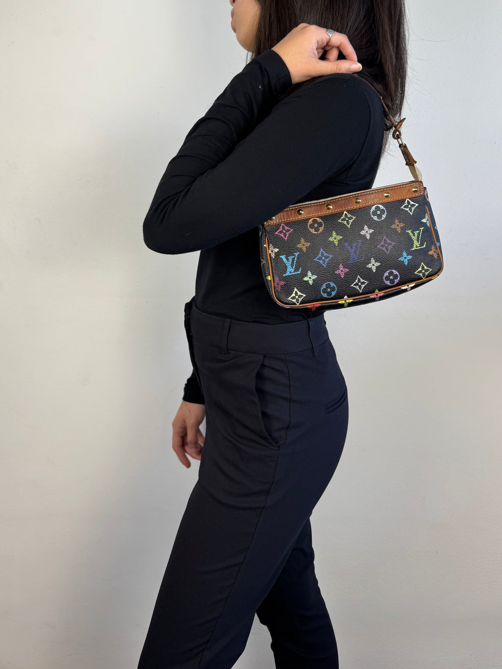 Louis Vuitton Pochette Multicolor Black Monogram