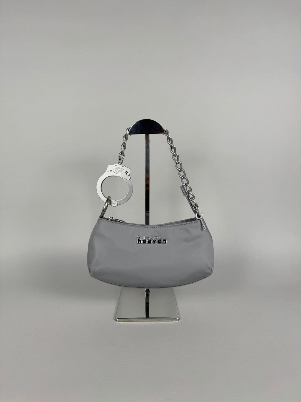 Cuffz by Linz X Marc Jacobs Heaven Pochette