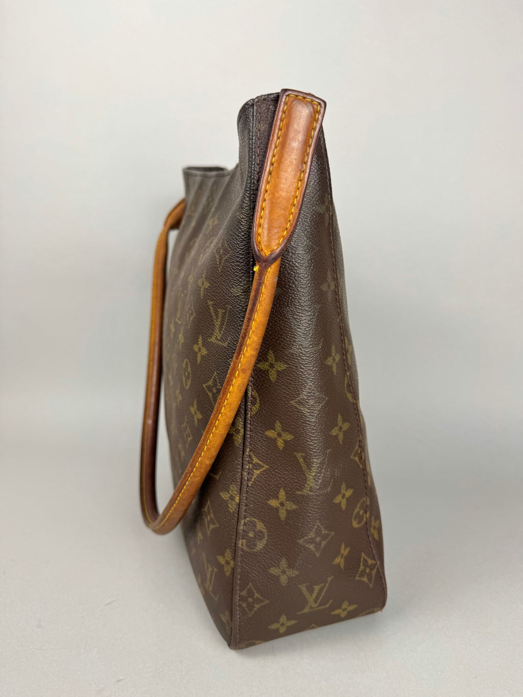 Louis Vuitton Monogram Looping GM