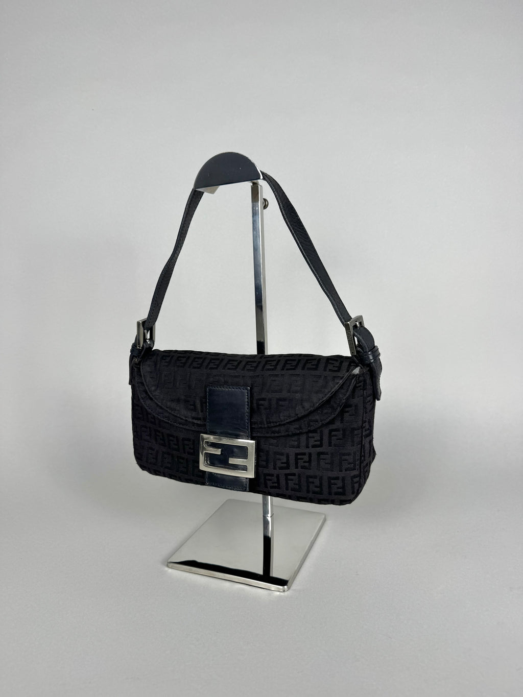 Fendi Baguette Monogram Black