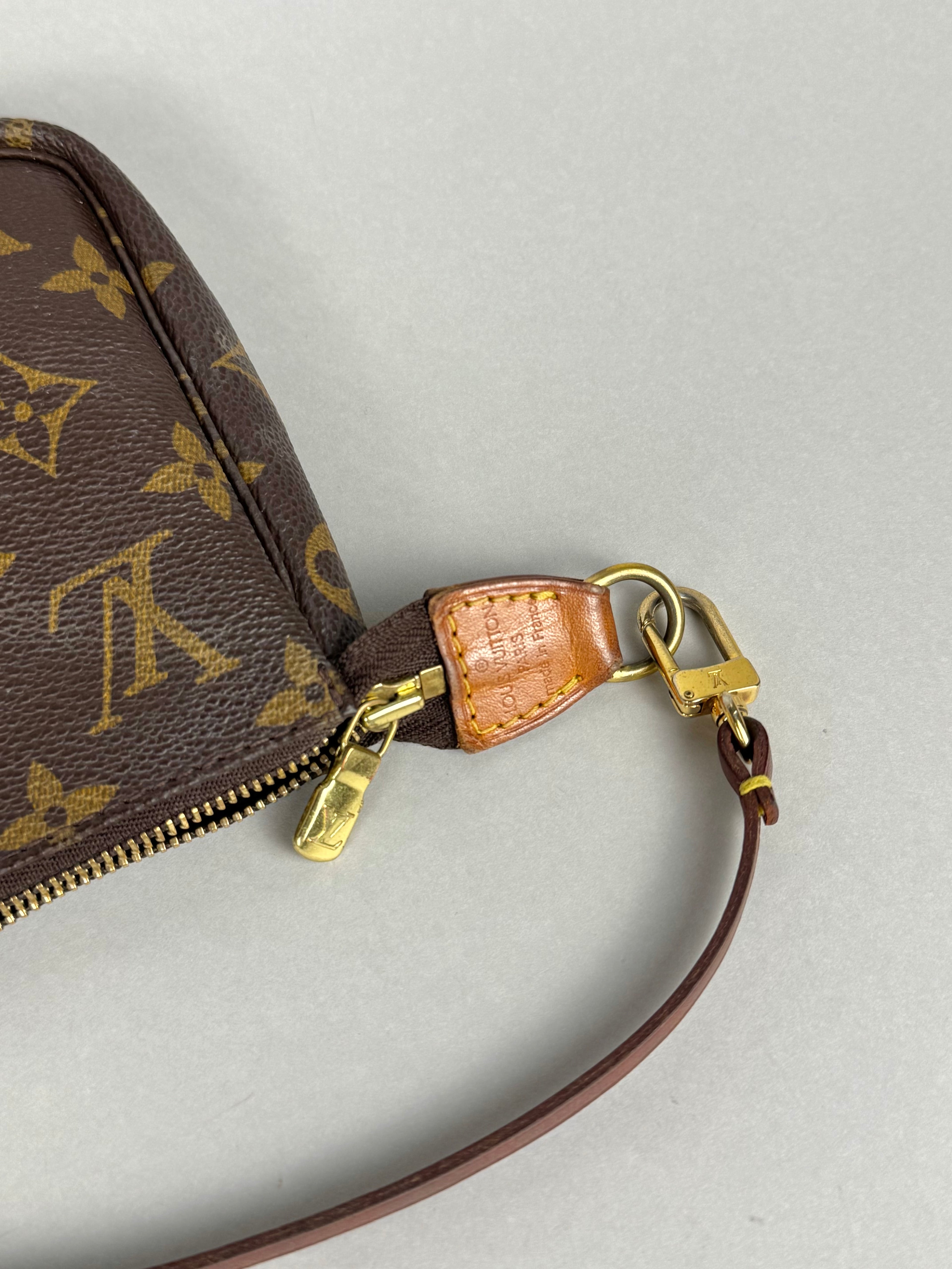Louis Vuitton Monogram Pochette