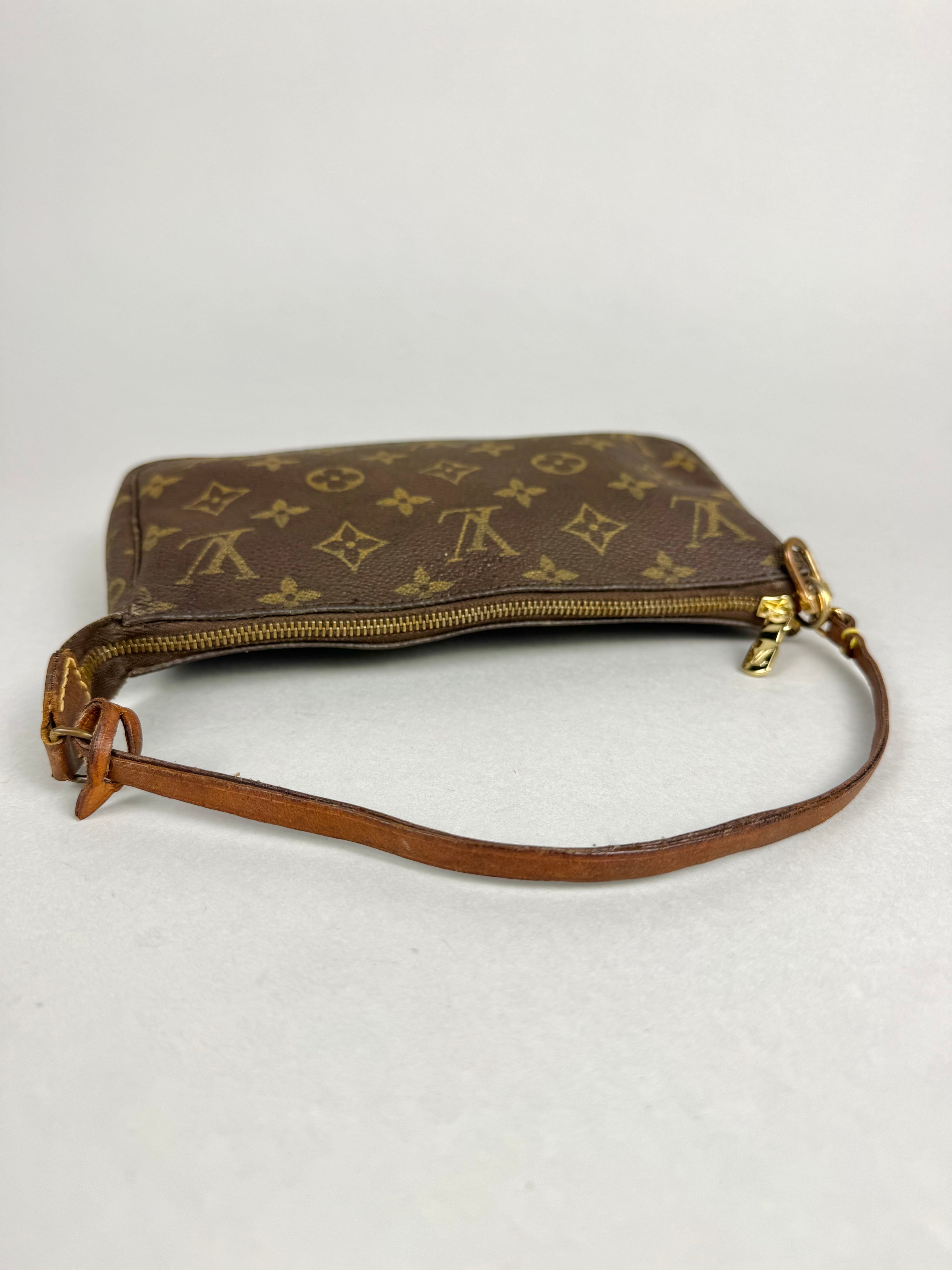 Louis Vuitton Monogram Pochette