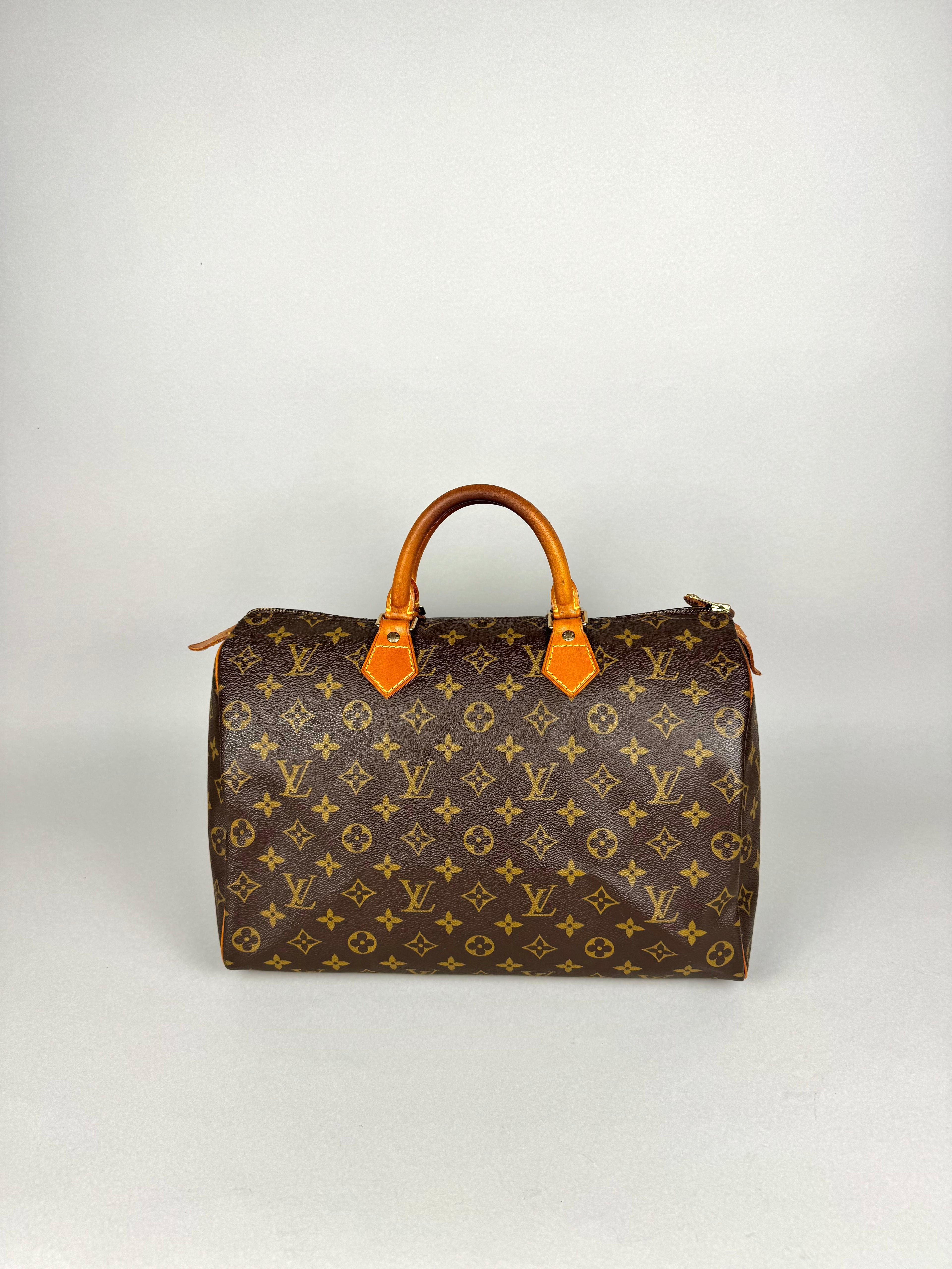 Louis Vuitton Speedy 35 Monogram