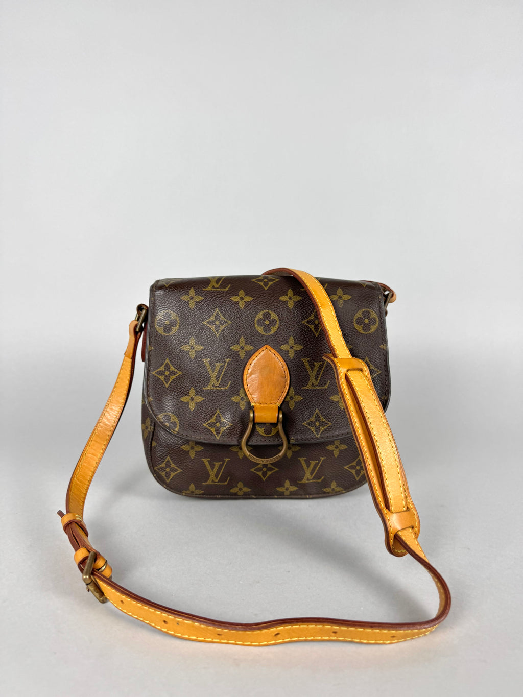 Louis Vuitton Monogram Saint Cloud MM