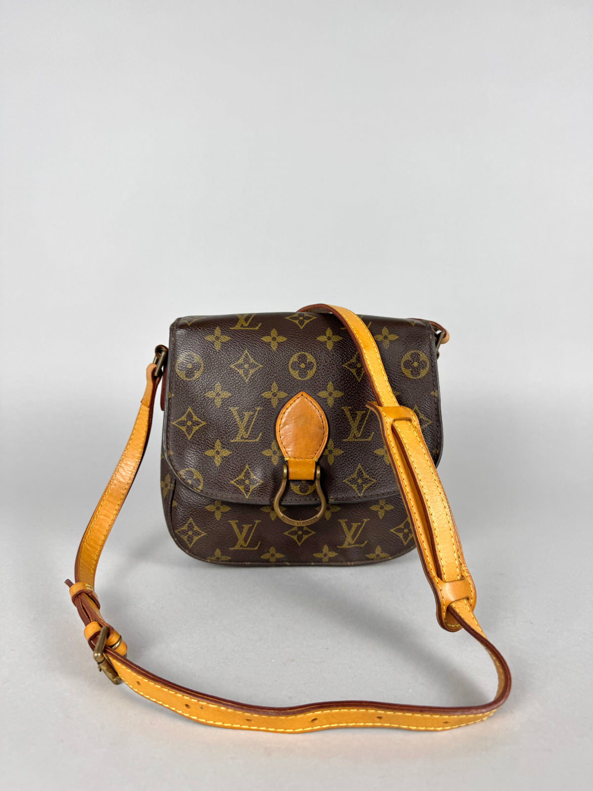 Louis Vuitton Monogram Saint Cloud MM