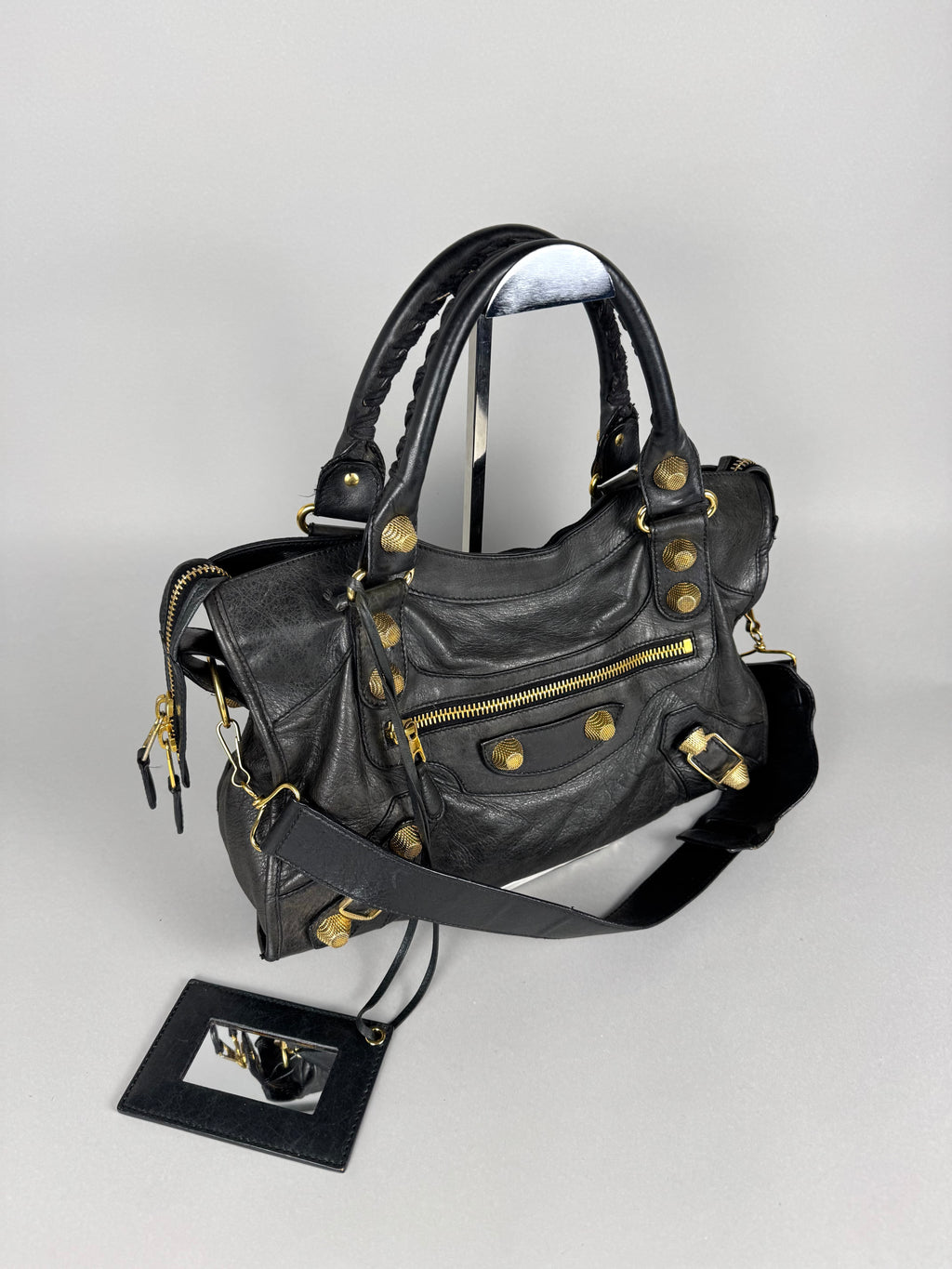 Balenciaga Agneau 21 Gold Hardware City Black Leather