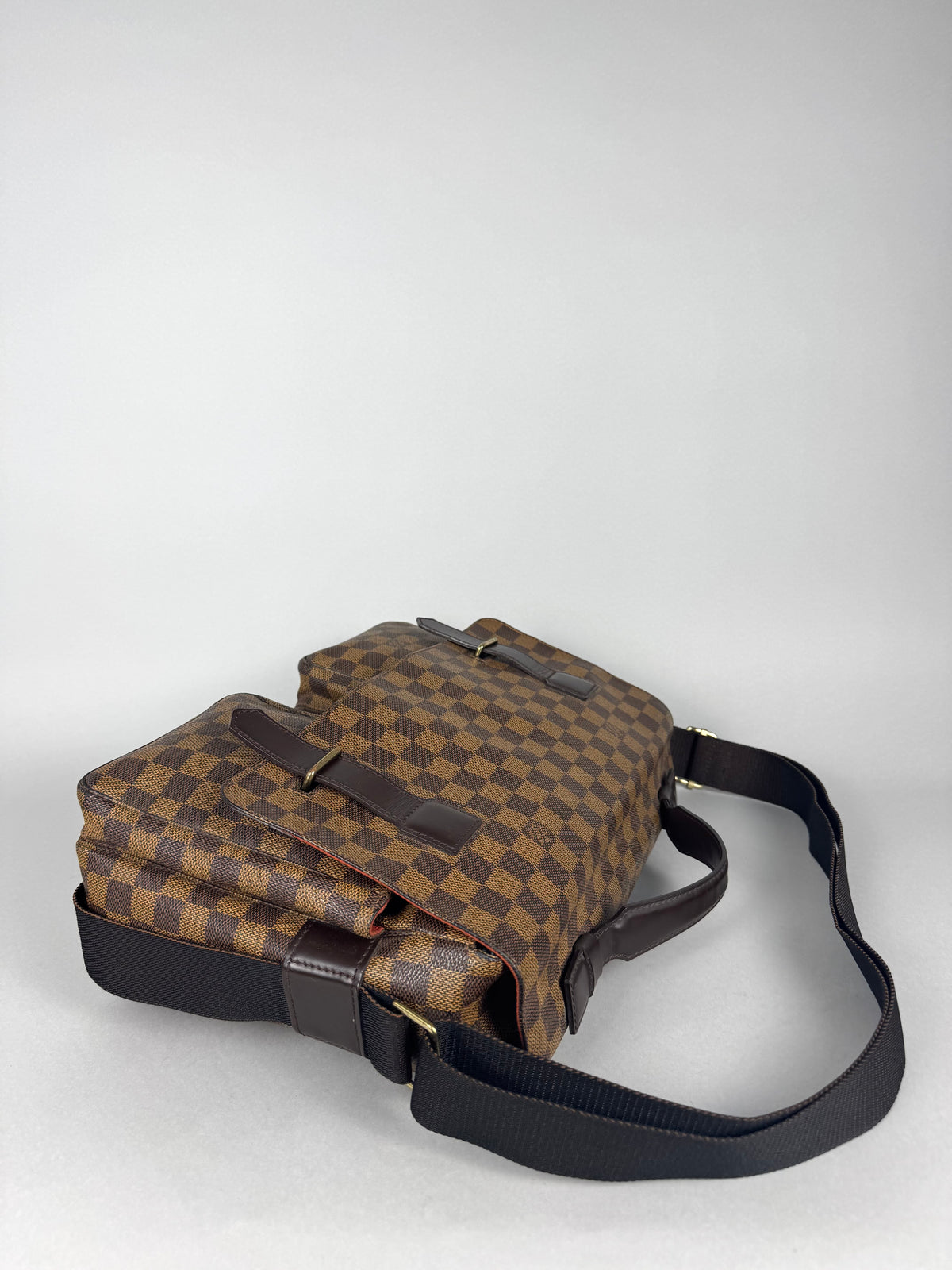 Louis Vuitton Monogram Damier Ebene Broadway Messenger
