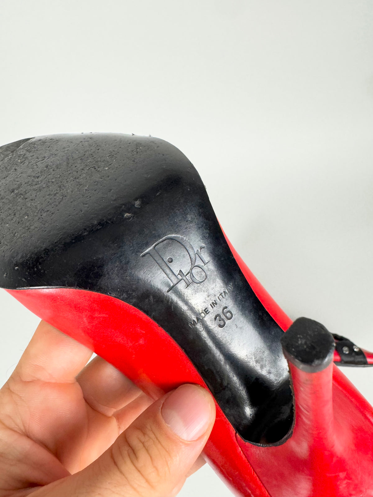 Christian Dior Bondage Red Scarpin 2004