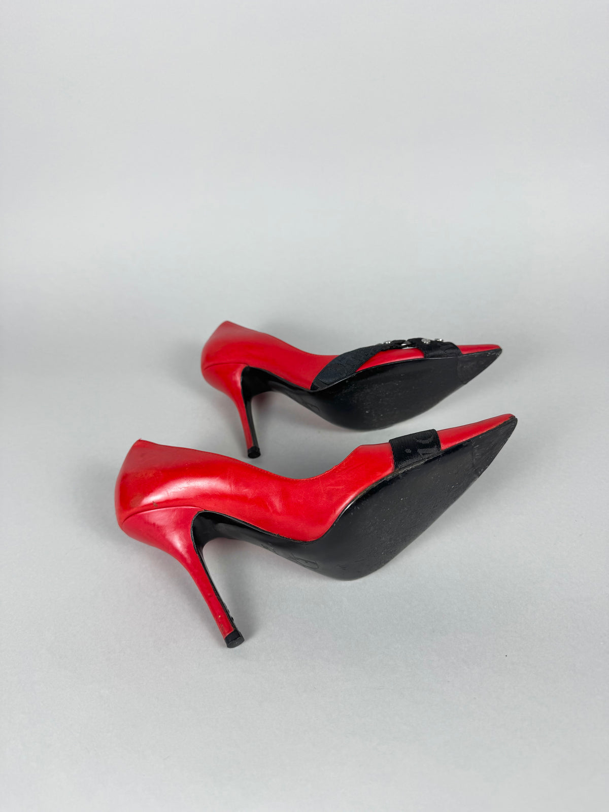 Christian Dior Bondage Red Scarpin 2004
