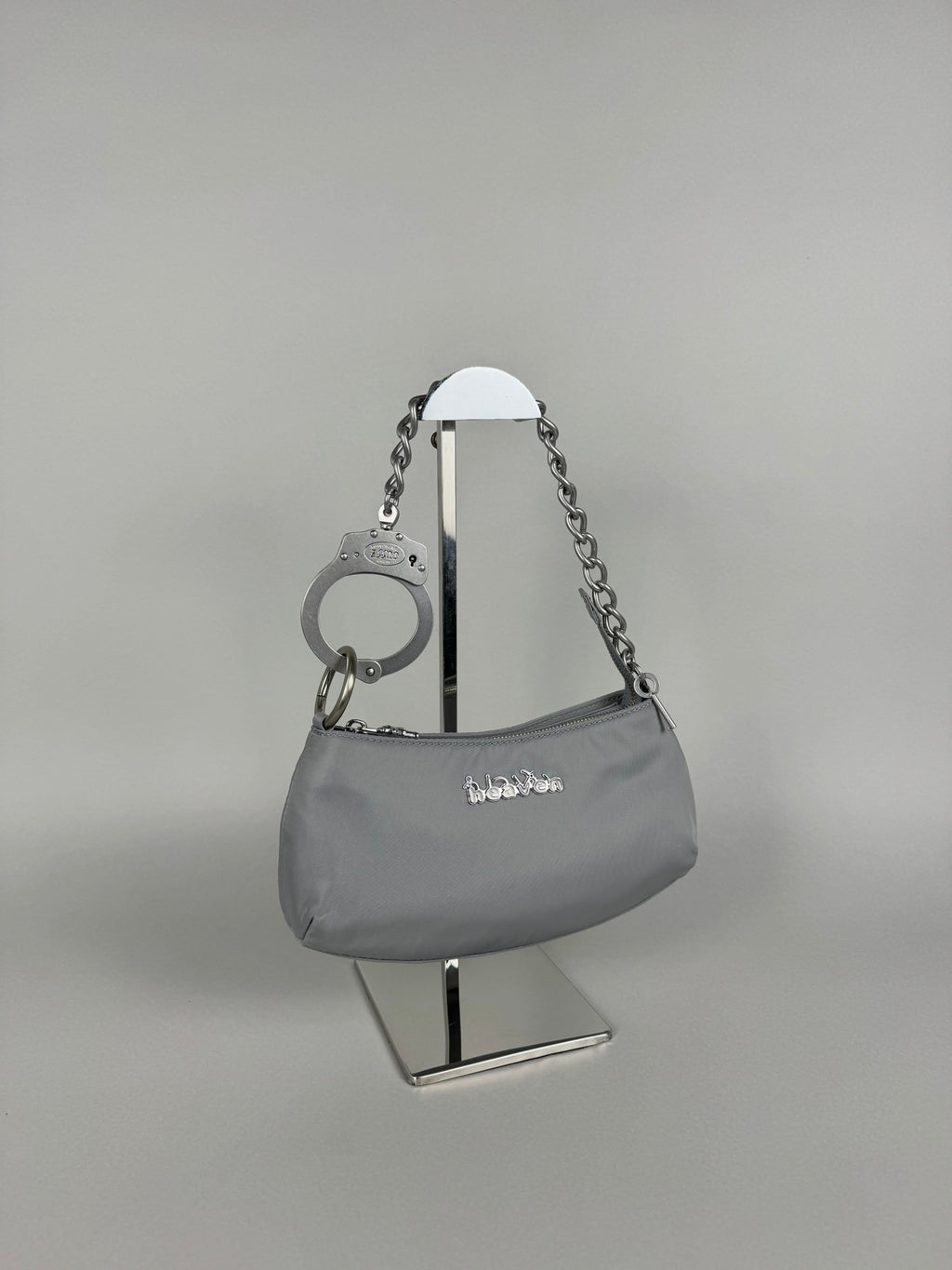 Cuffz by Linz X Marc Jacobs Heaven Pochette