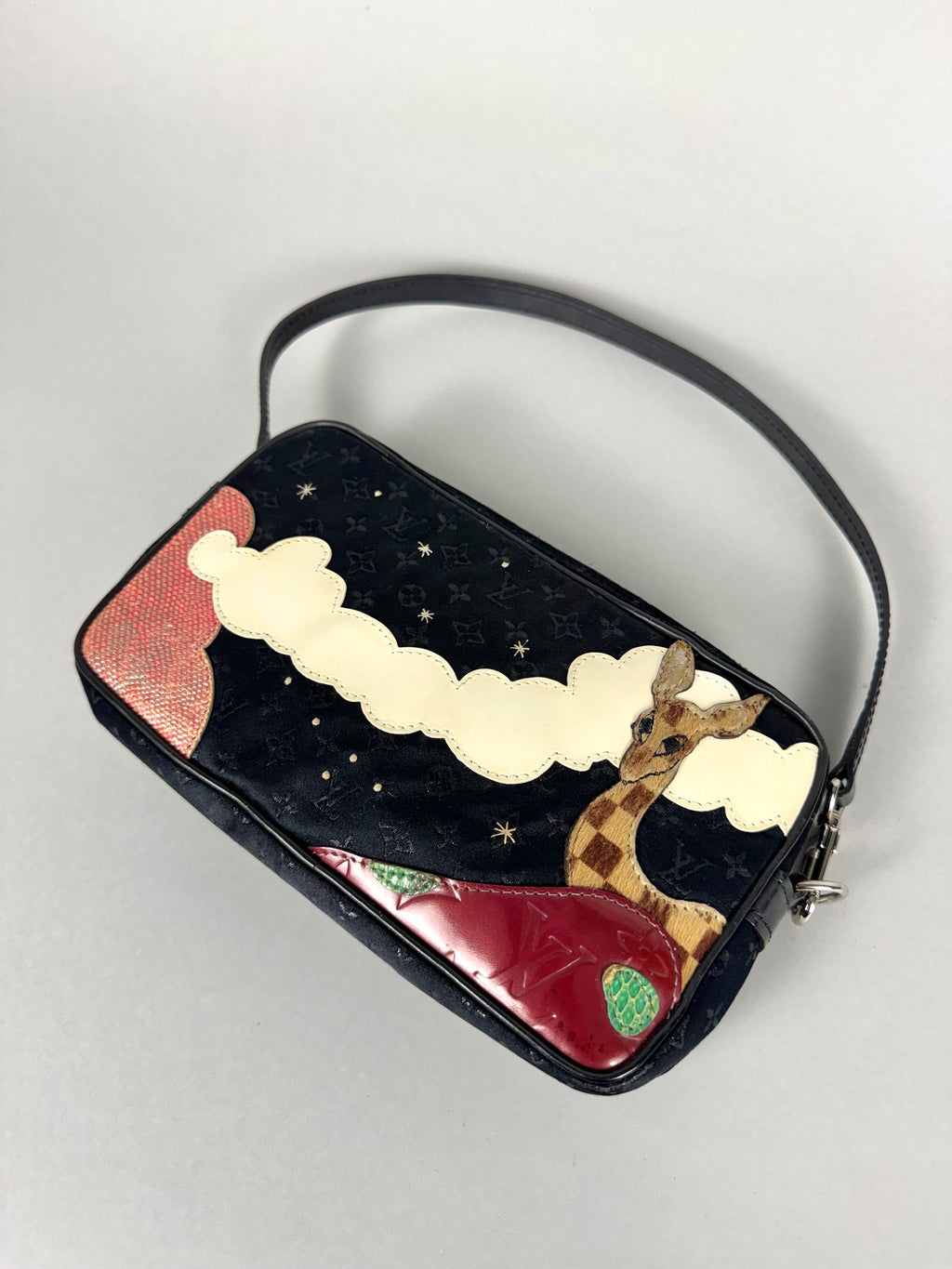 Louis Vuitton Conte de Fées Pochette