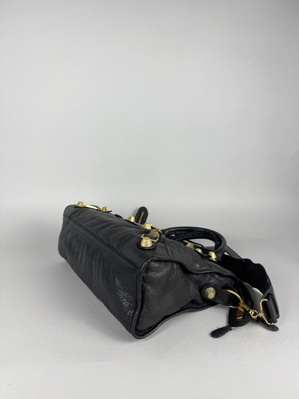 Balenciaga Agneau 21 Gold Hardware City Black Leather