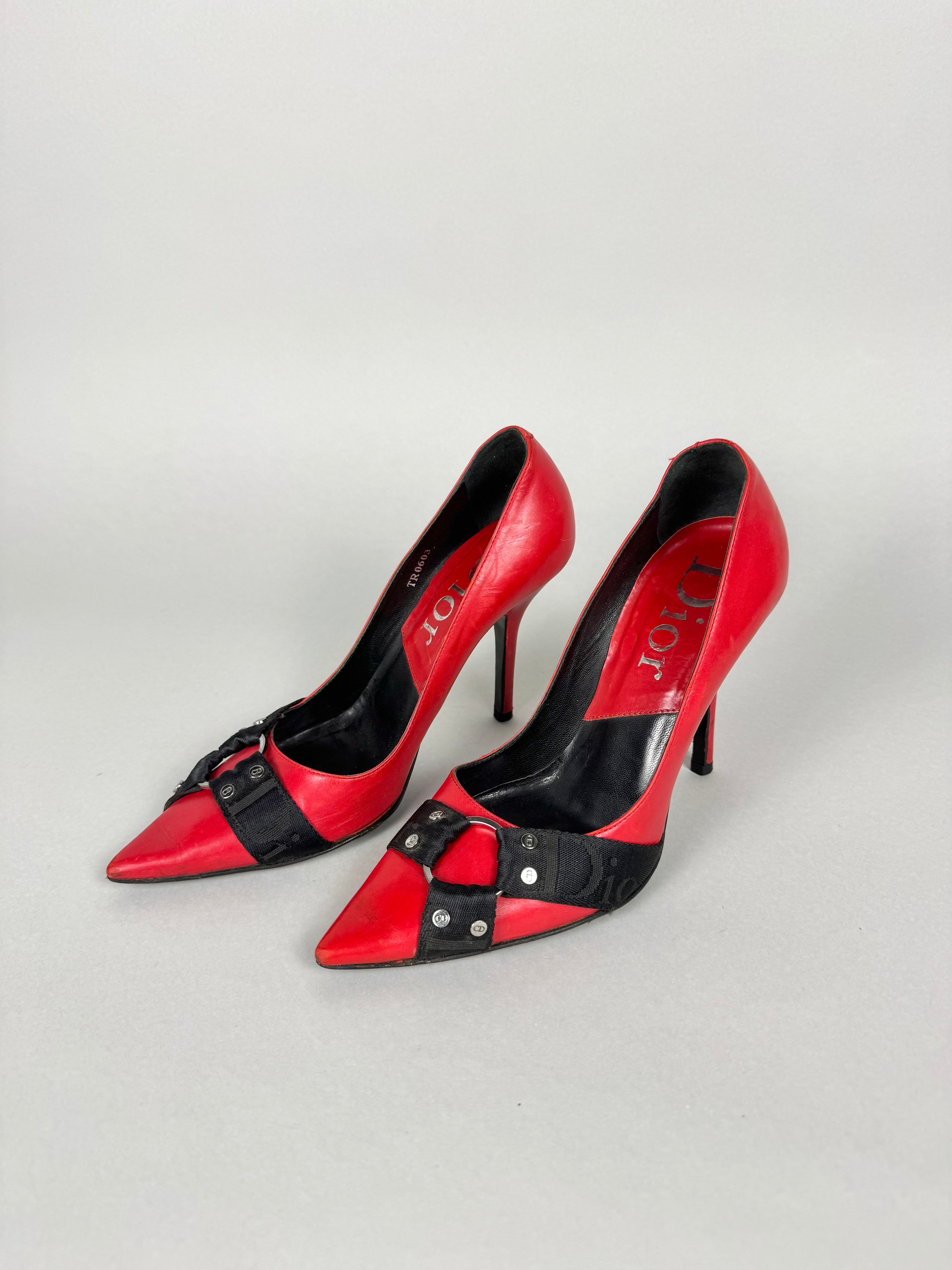Christian Dior Bondage Red Scarpin 2004