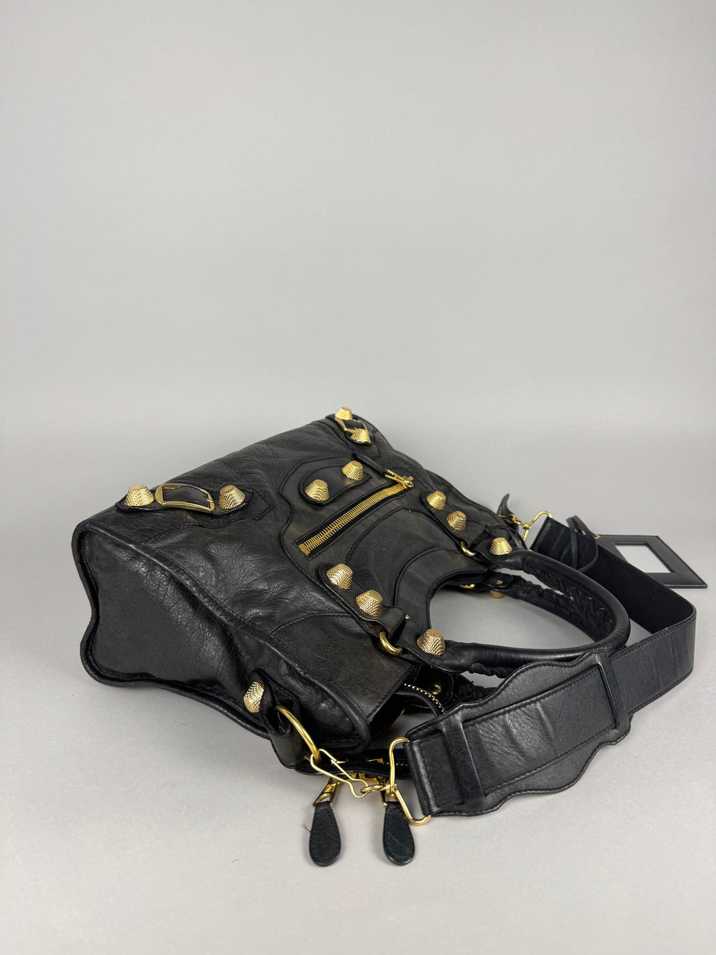 Balenciaga Agneau 21 Gold Hardware City Black Leather