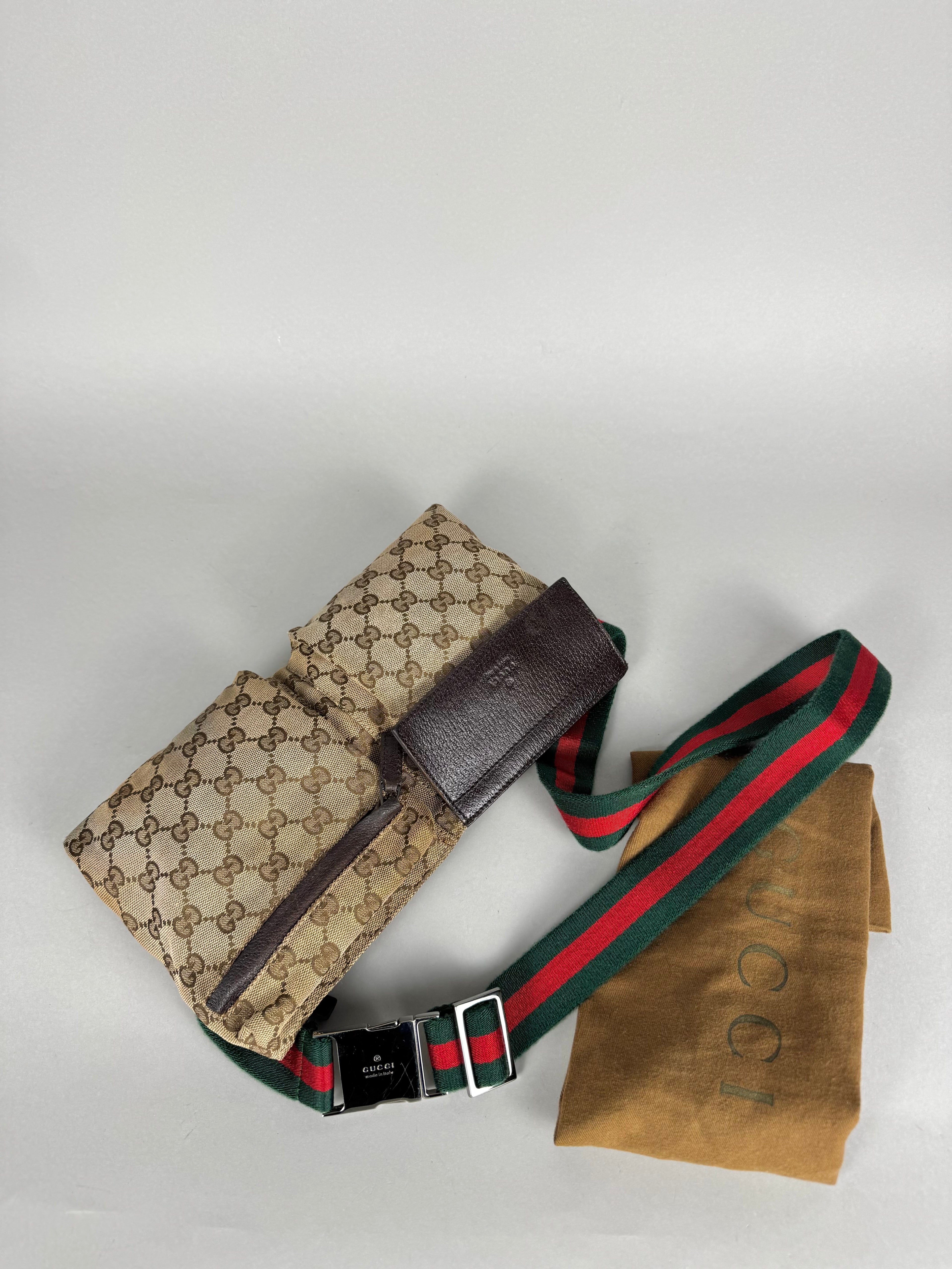 Gucci Monogram Double Pocket Belt