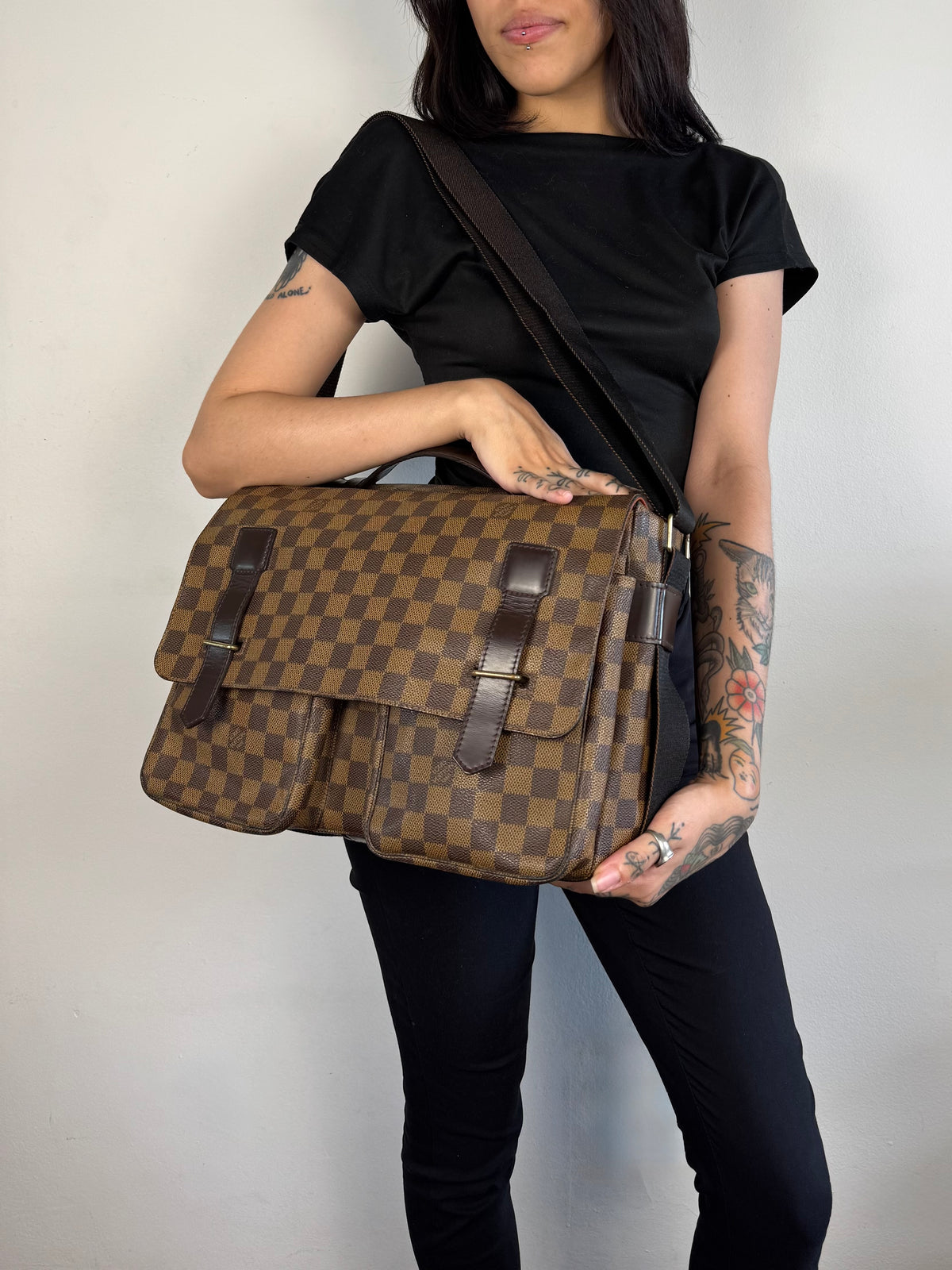Louis Vuitton Monogram Damier Ebene Broadway Messenger