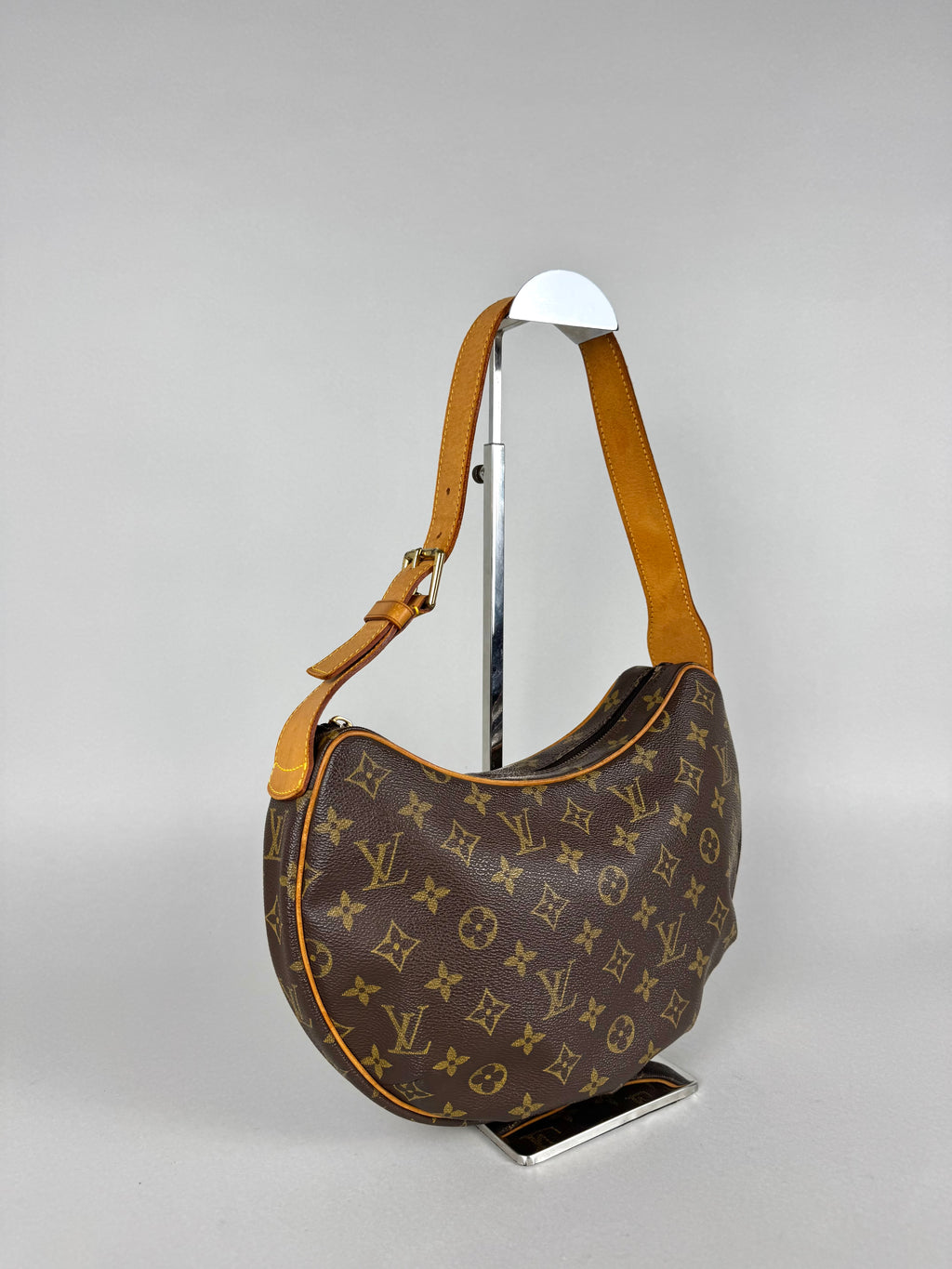 Louis Vuitton Monogram Croissant MM
