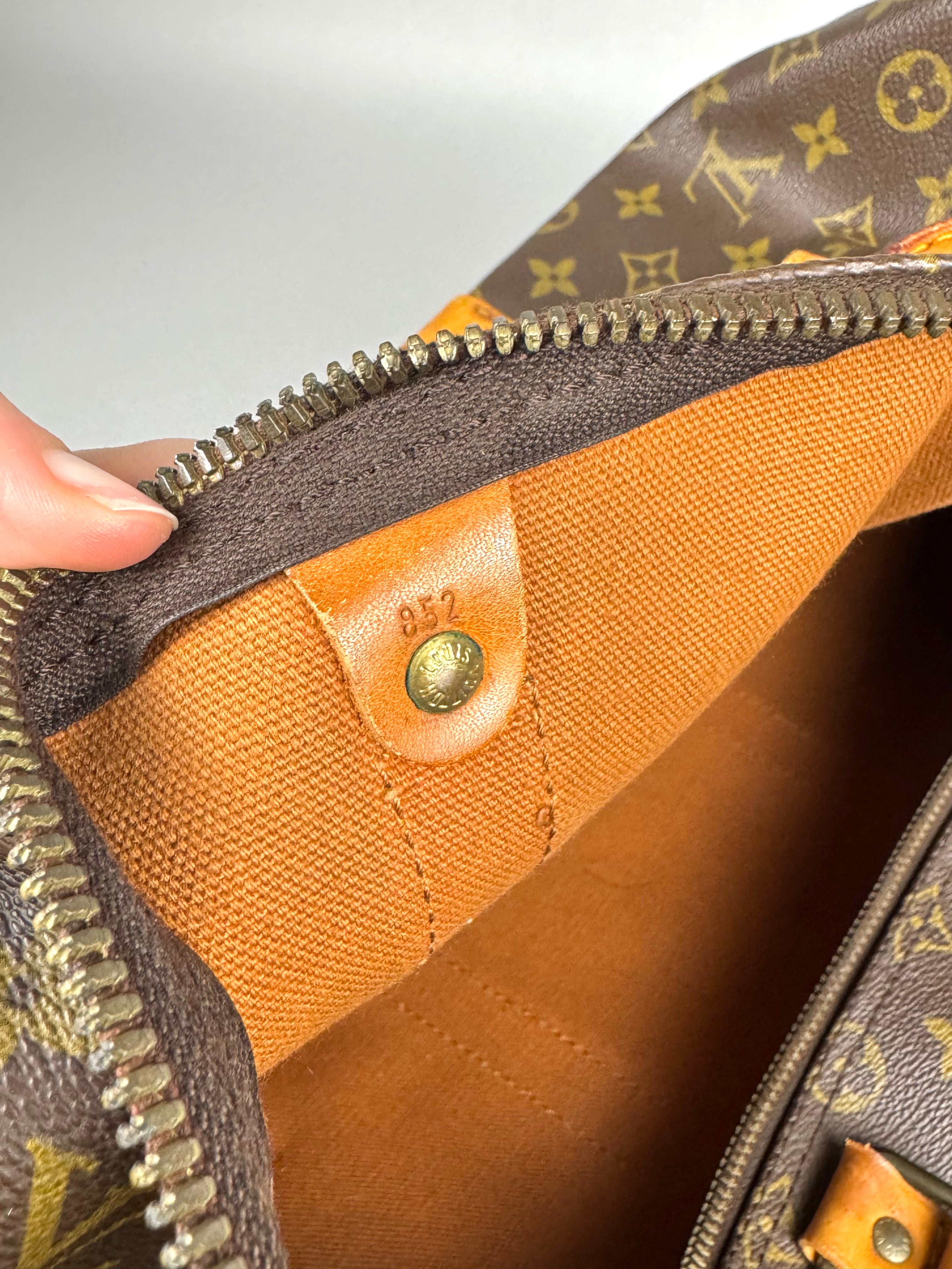 Louis Vuitton Keepall 55 Monogram