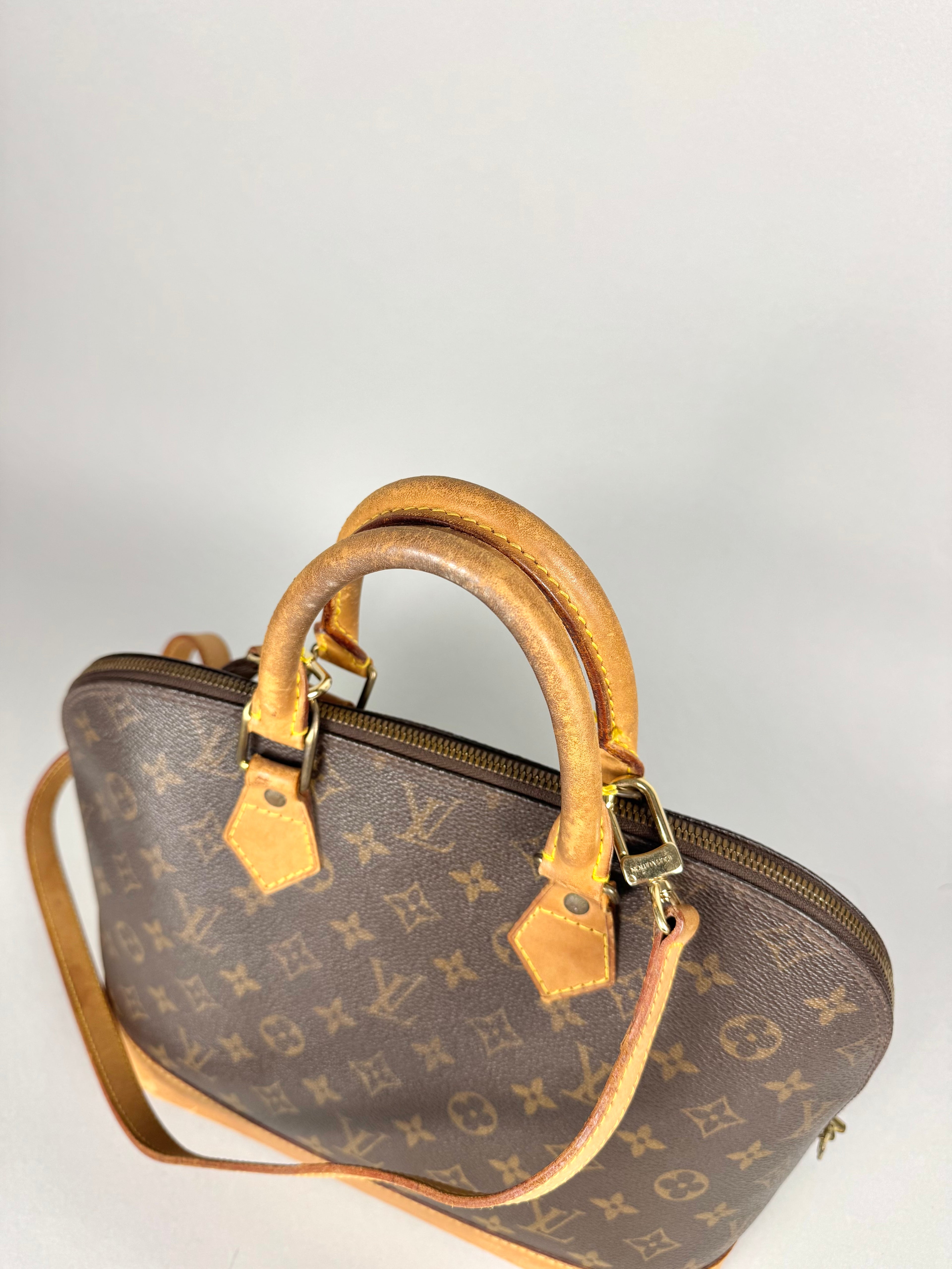 Louis Vuitton Alma PM Monogram