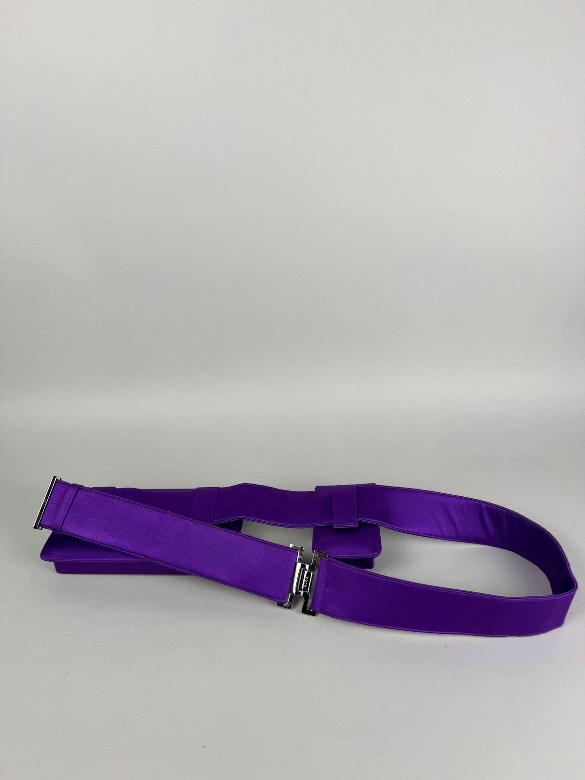 Gucci Tom Ford Runway Purple Satin Pochete Belt Sling