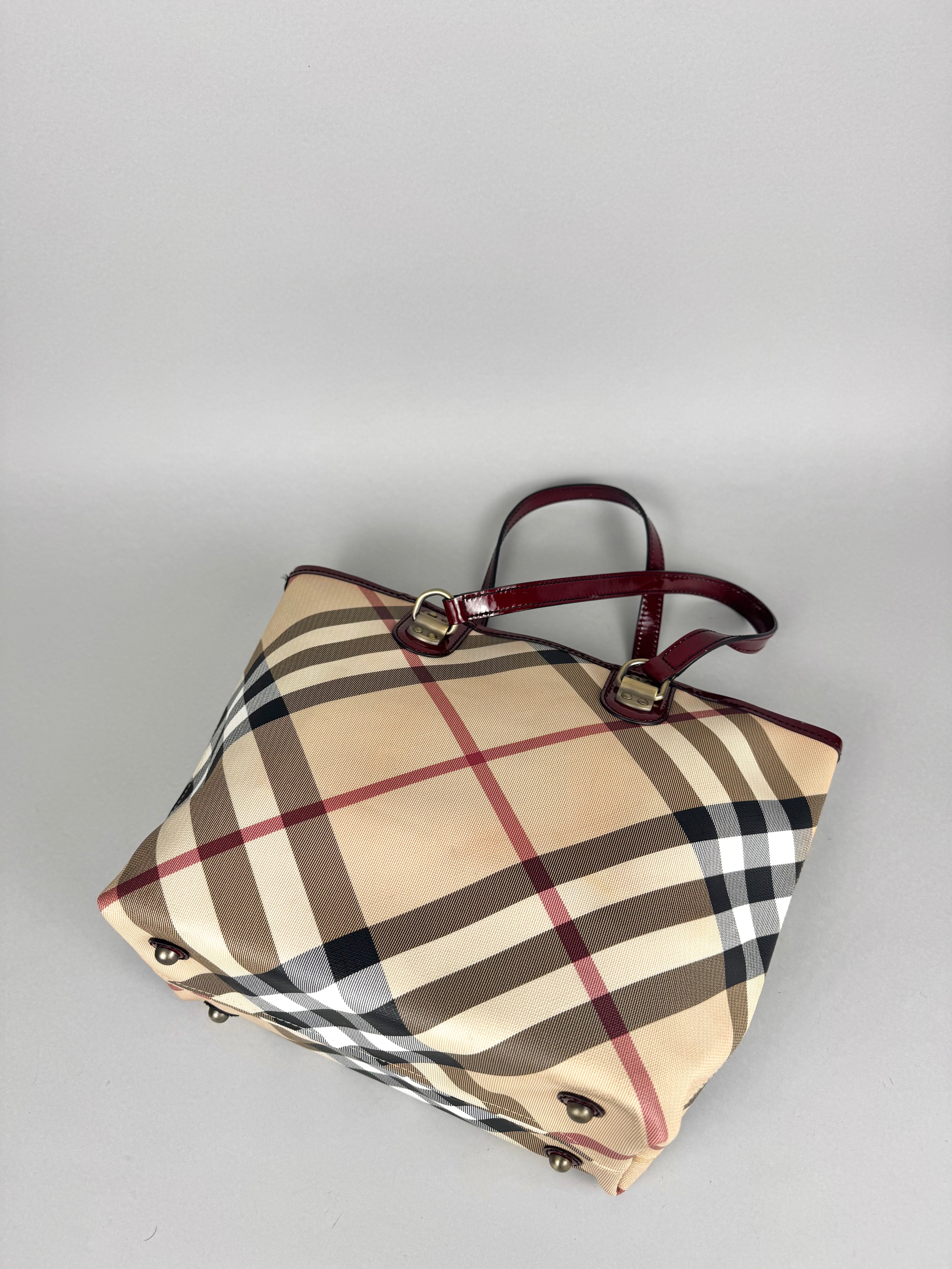 Burberry Nickie Supernova Check Burgundy