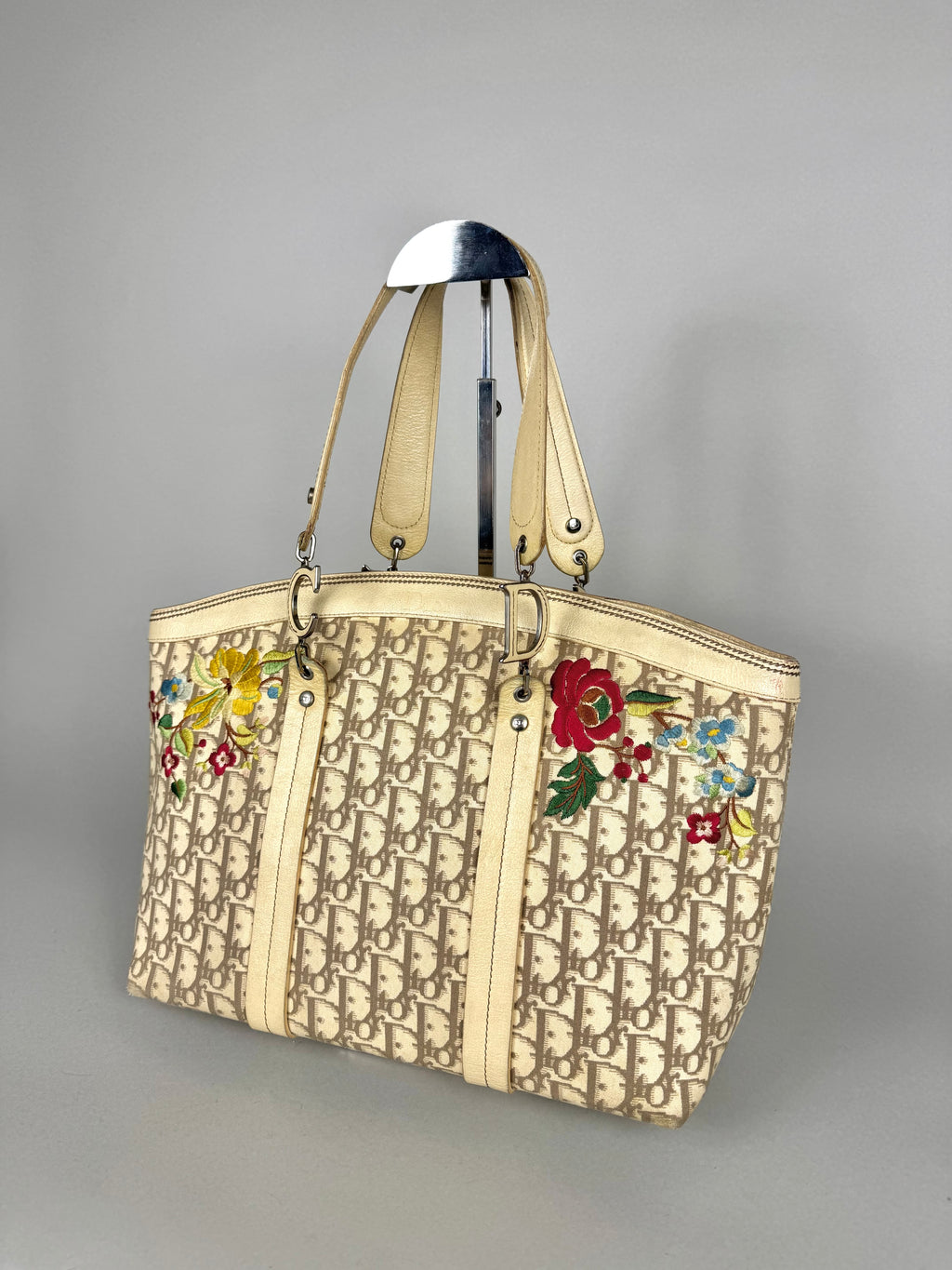 Christian Dior Beige Diorissimo Embroidered Flowers Tote