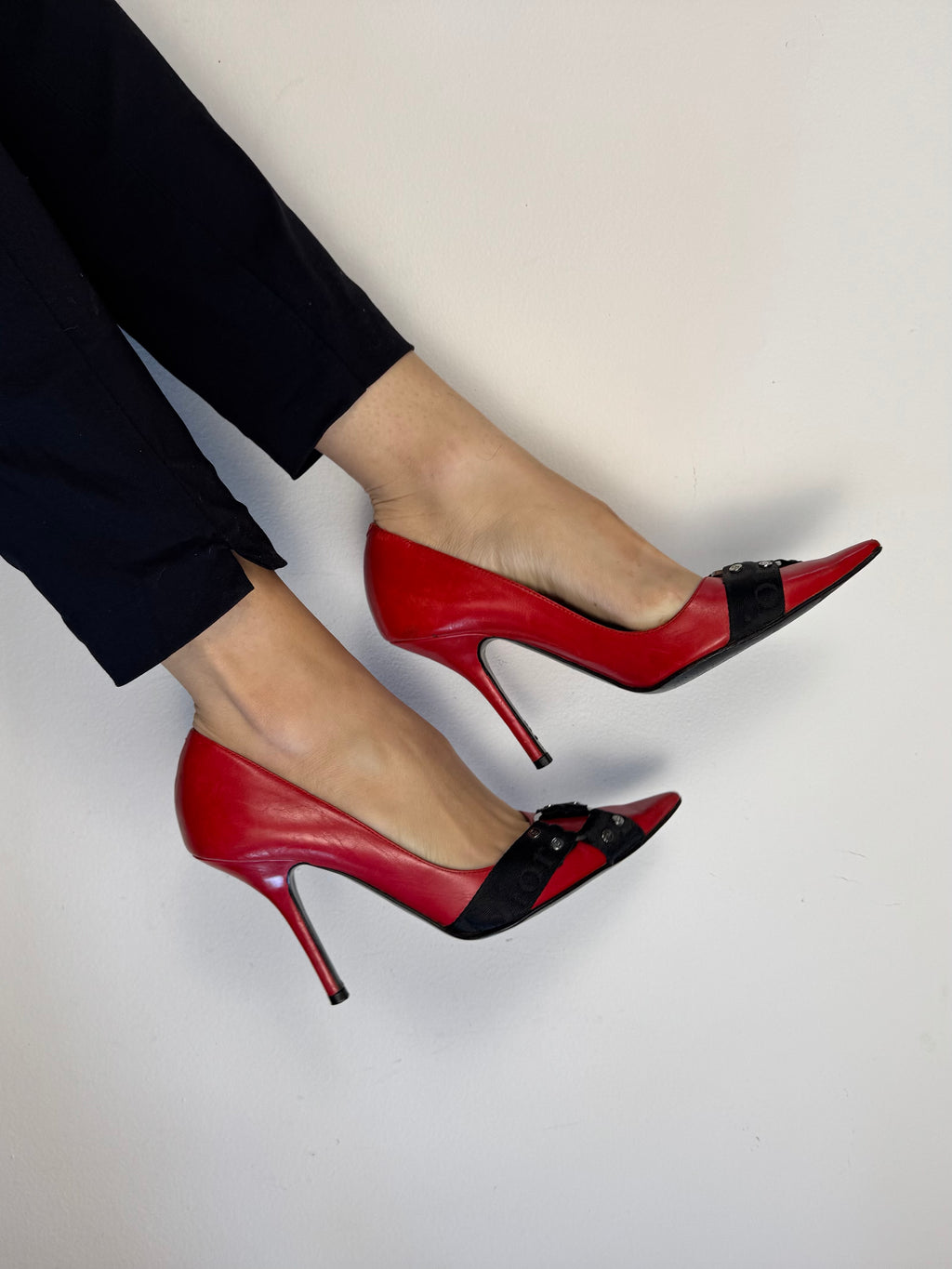 Christian Dior Bondage Red Scarpin 2004