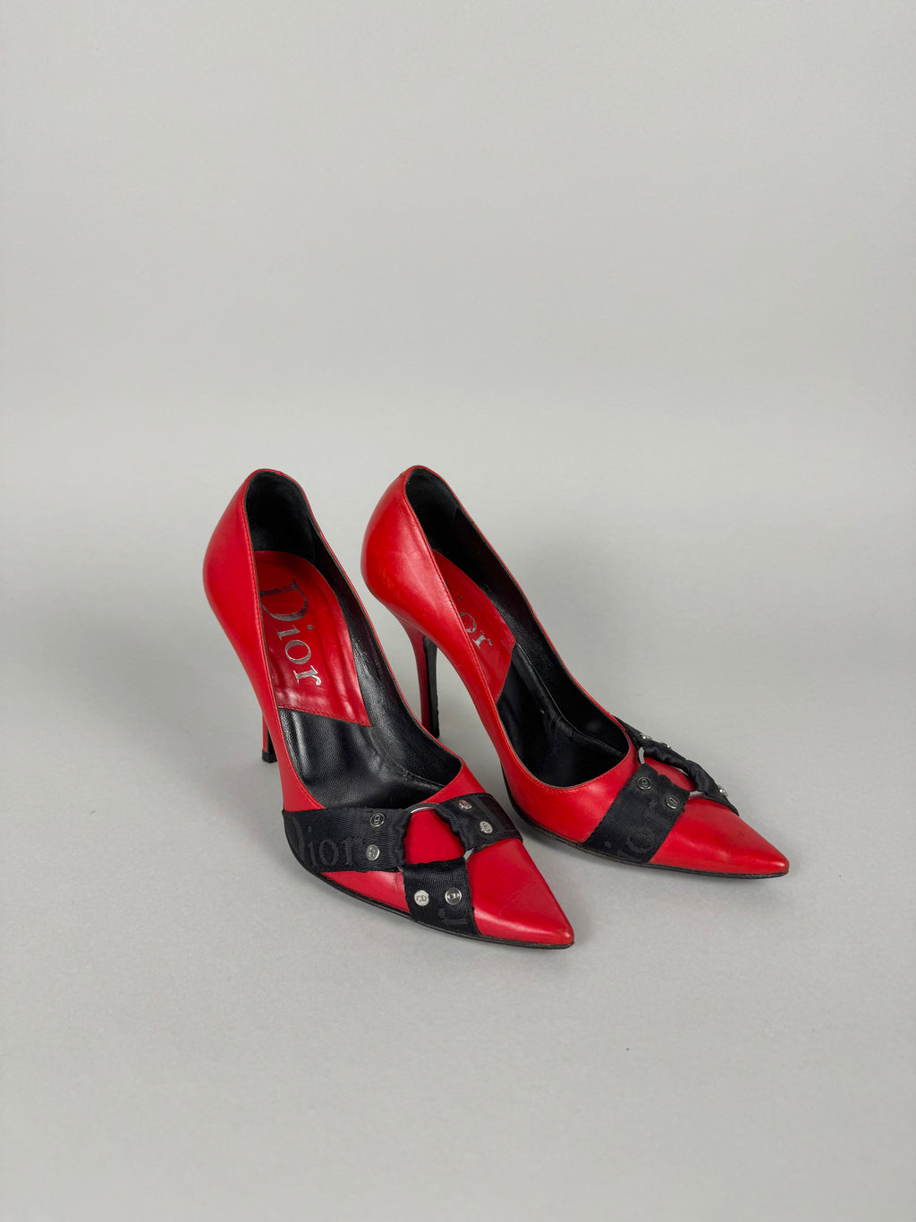 Christian Dior Bondage Red Scarpin 2004
