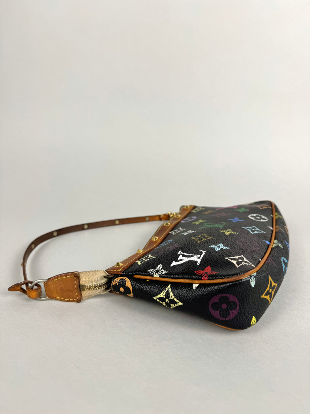 Louis Vuitton Pochette Multicolor Black Monogram