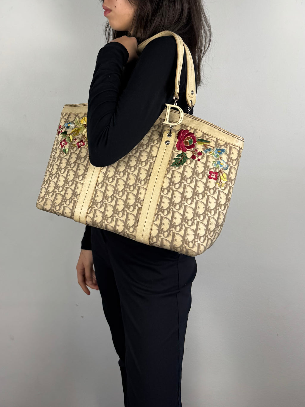 Christian Dior Beige Diorissimo Embroidered Flowers Tote