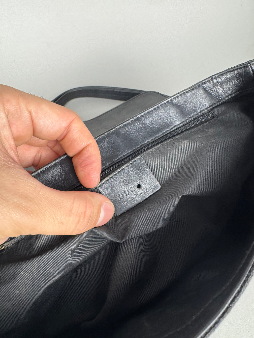 Gucci Turnlock Monogram Black Shoulder