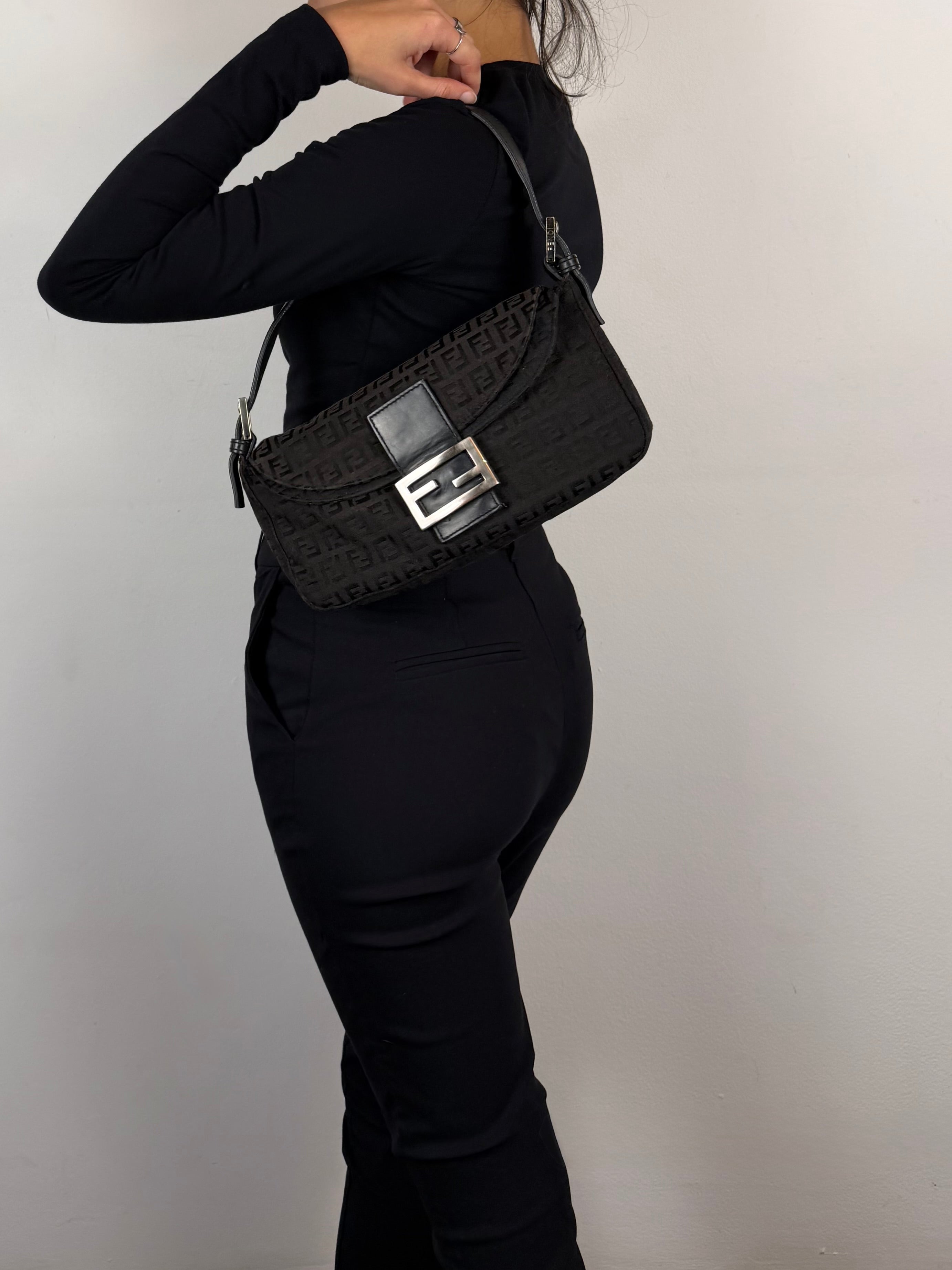 Fendi Baguette Monogram Black